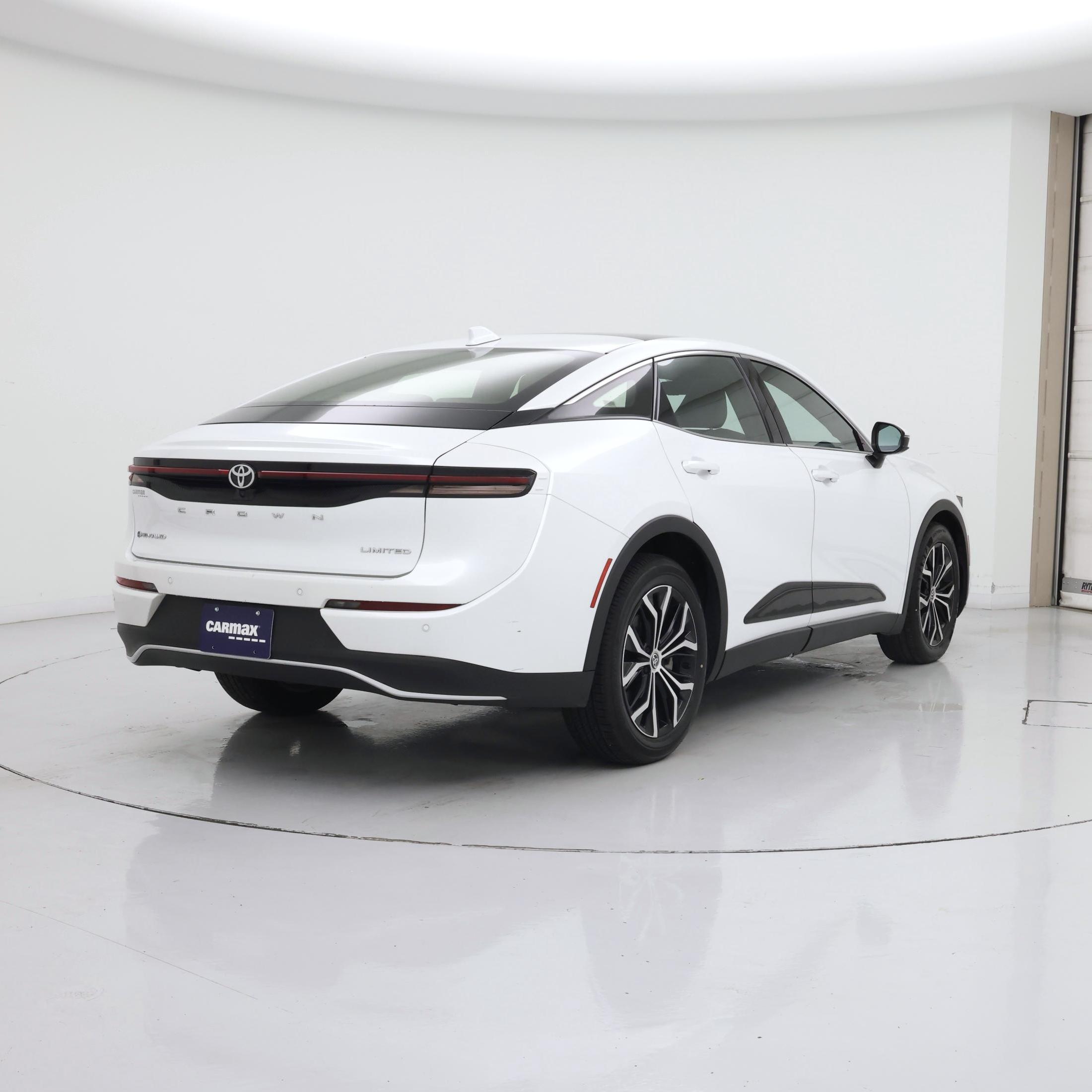 Thumbnail: 2024 Toyota Crown - 8