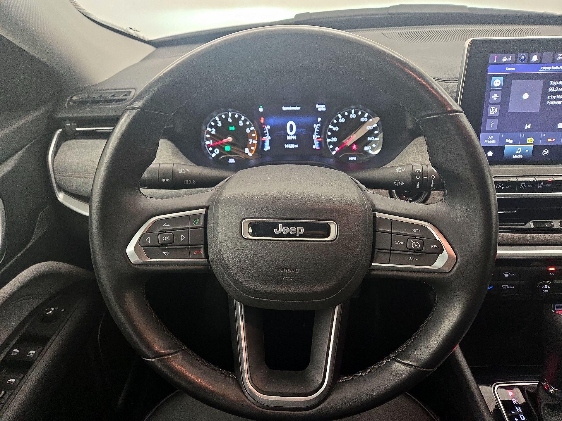 Thumbnail: 2022 Jeep Compass - 10