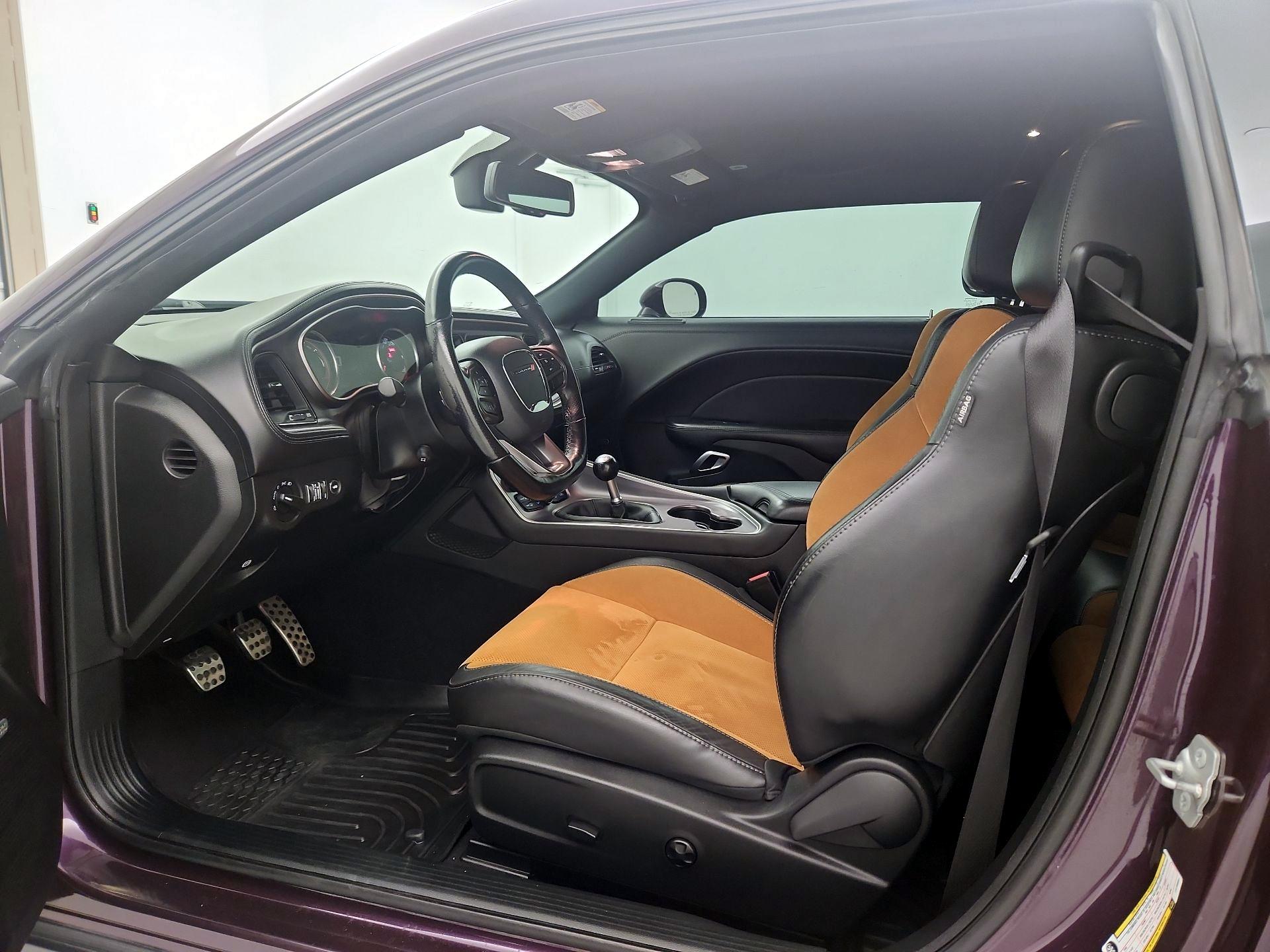 Thumbnail: 2020 Dodge Challenger - 11