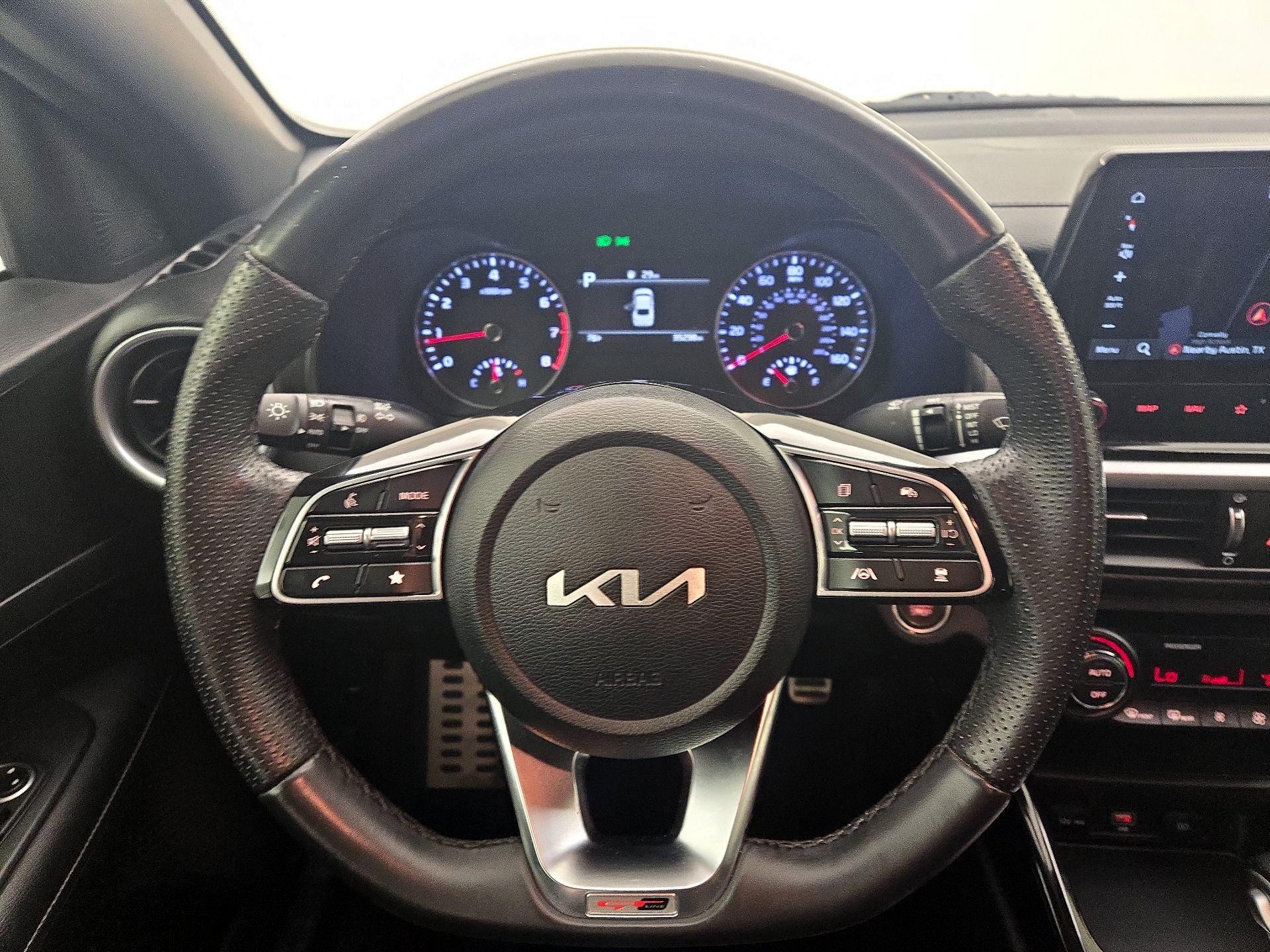 Thumbnail: 2023 Kia Forte - 10