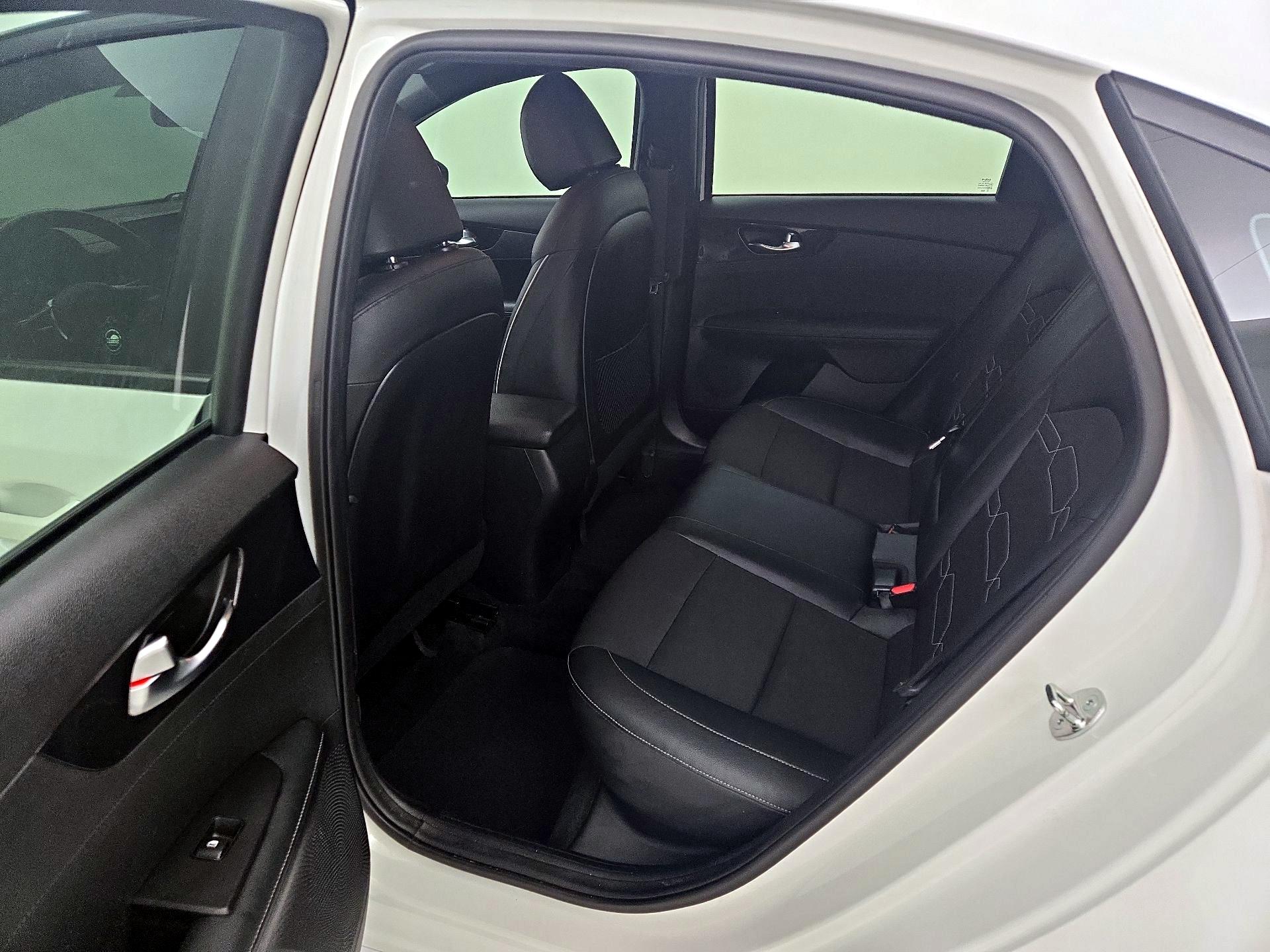 Thumbnail: 2023 Kia Forte - 20