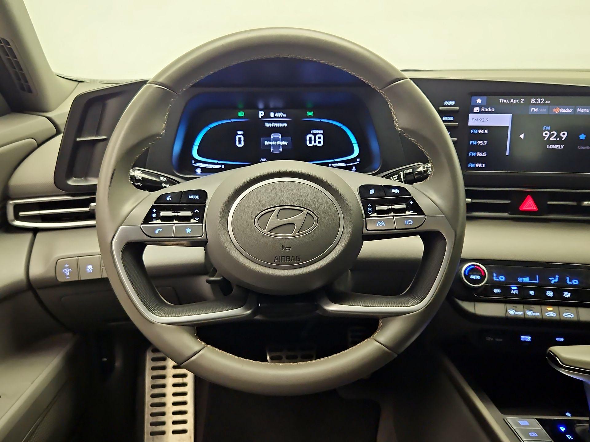 Thumbnail: 2025 Hyundai Elantra - 10