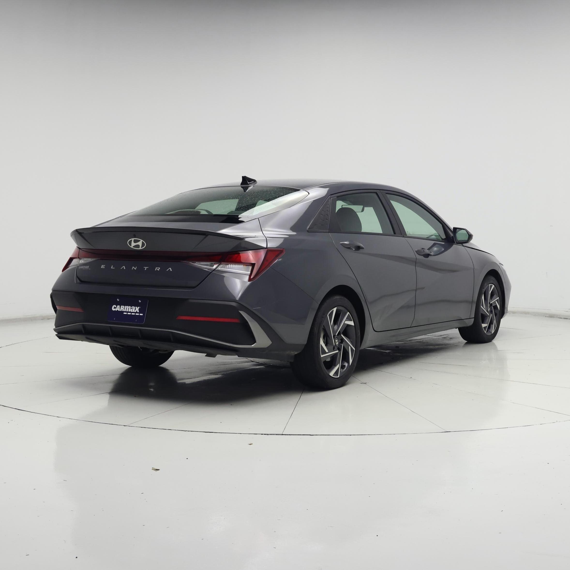 Thumbnail: 2025 Hyundai Elantra - 8
