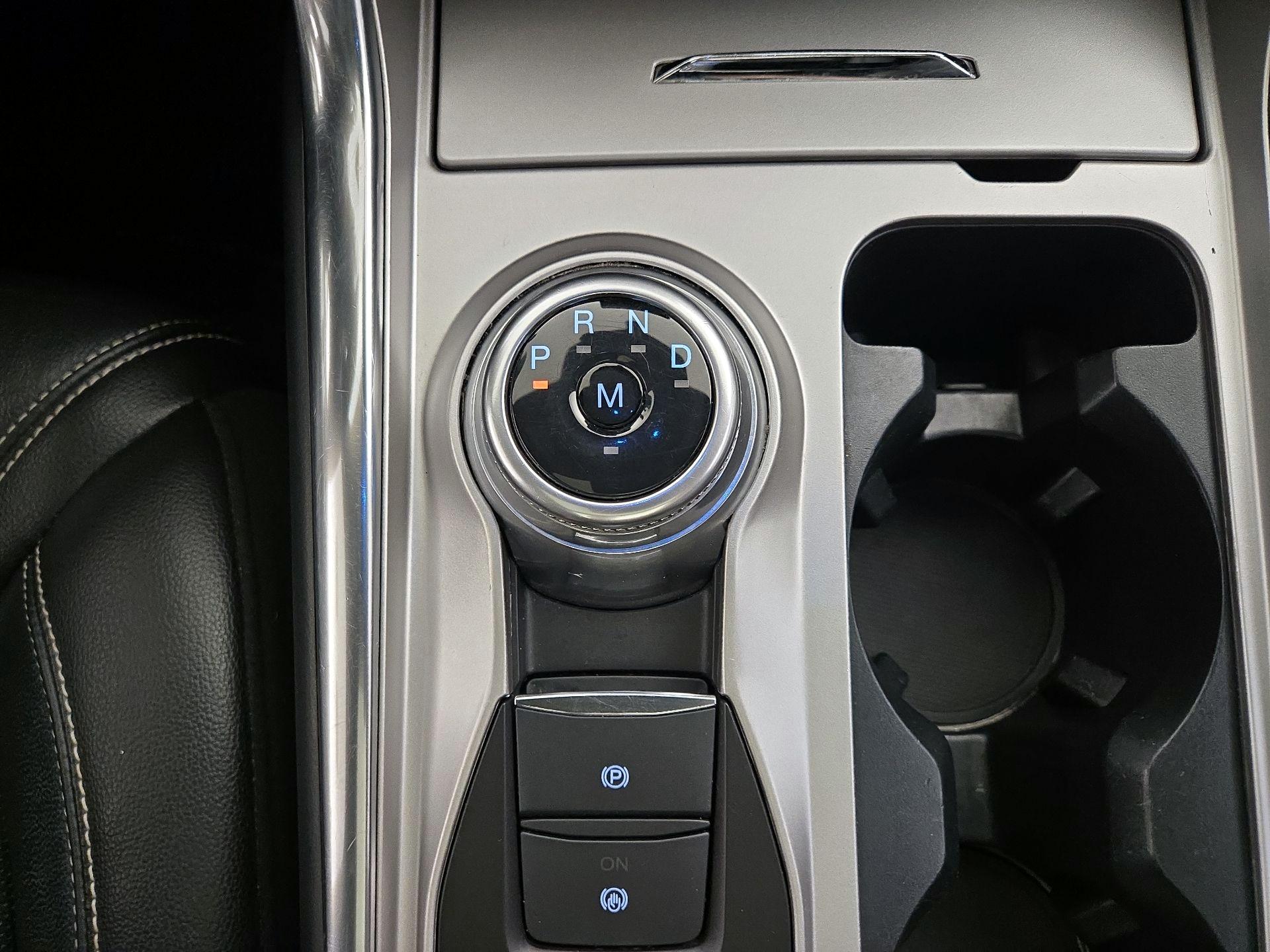 Thumbnail: 2020 Ford Explorer - 18