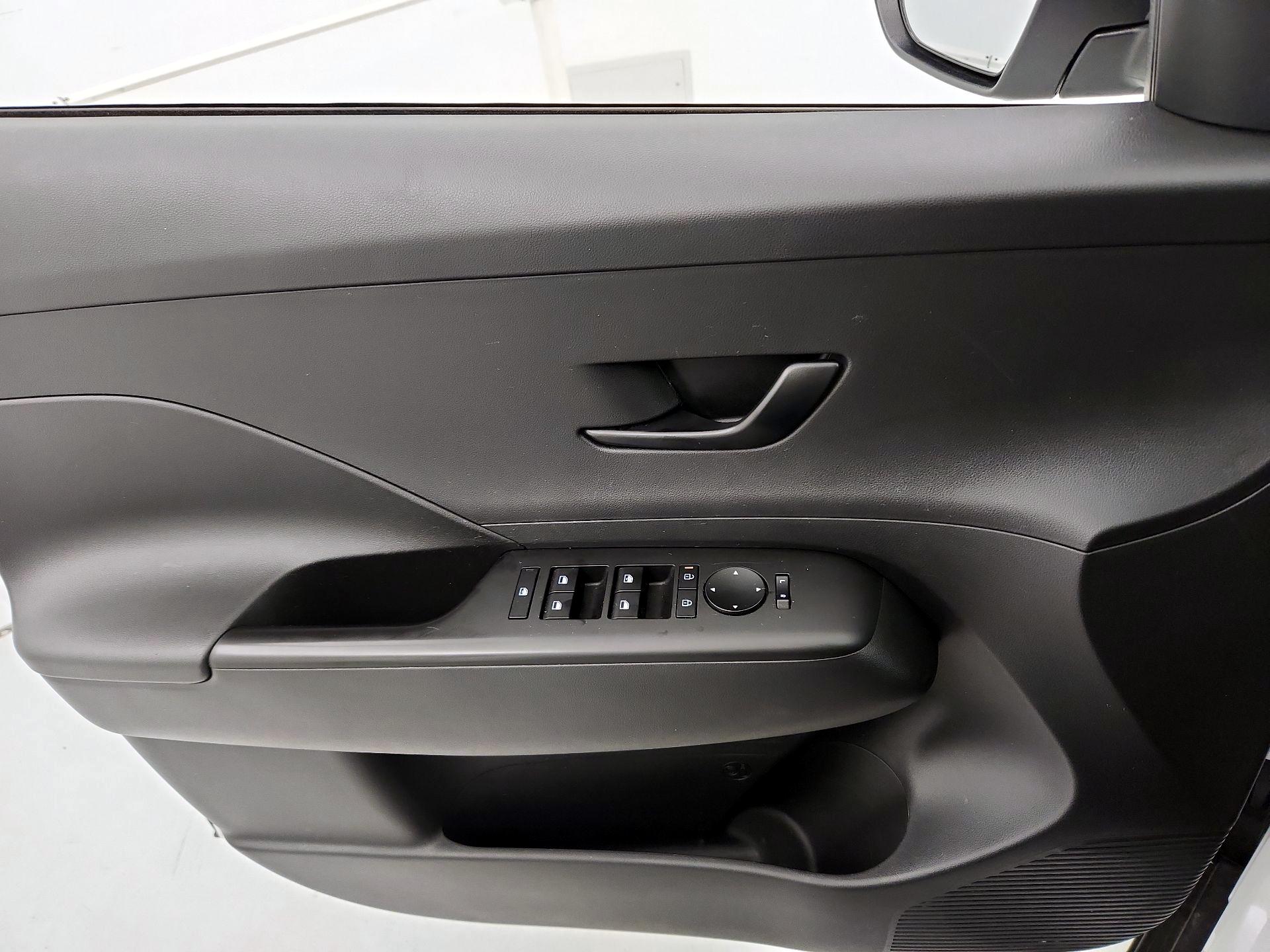 Thumbnail: 2025 Hyundai Kona - 12