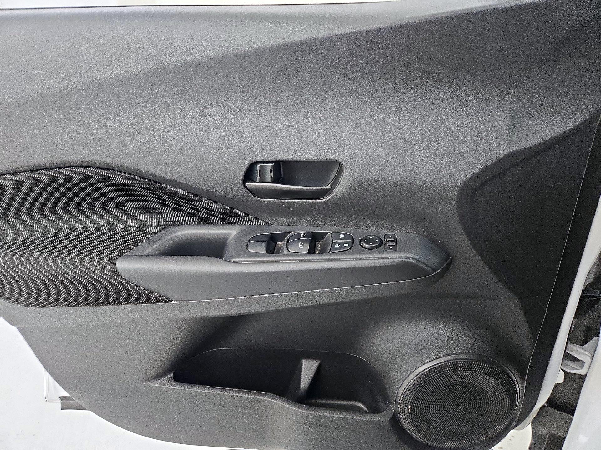 Thumbnail: 2024 Nissan Kicks - 12