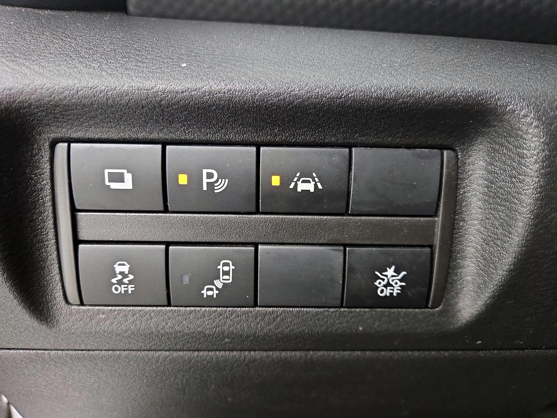 Thumbnail: 2024 Nissan Kicks - 13