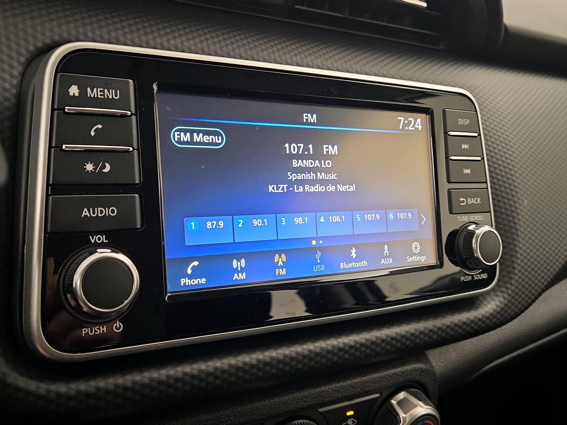 Thumbnail: 2024 Nissan Kicks - 15