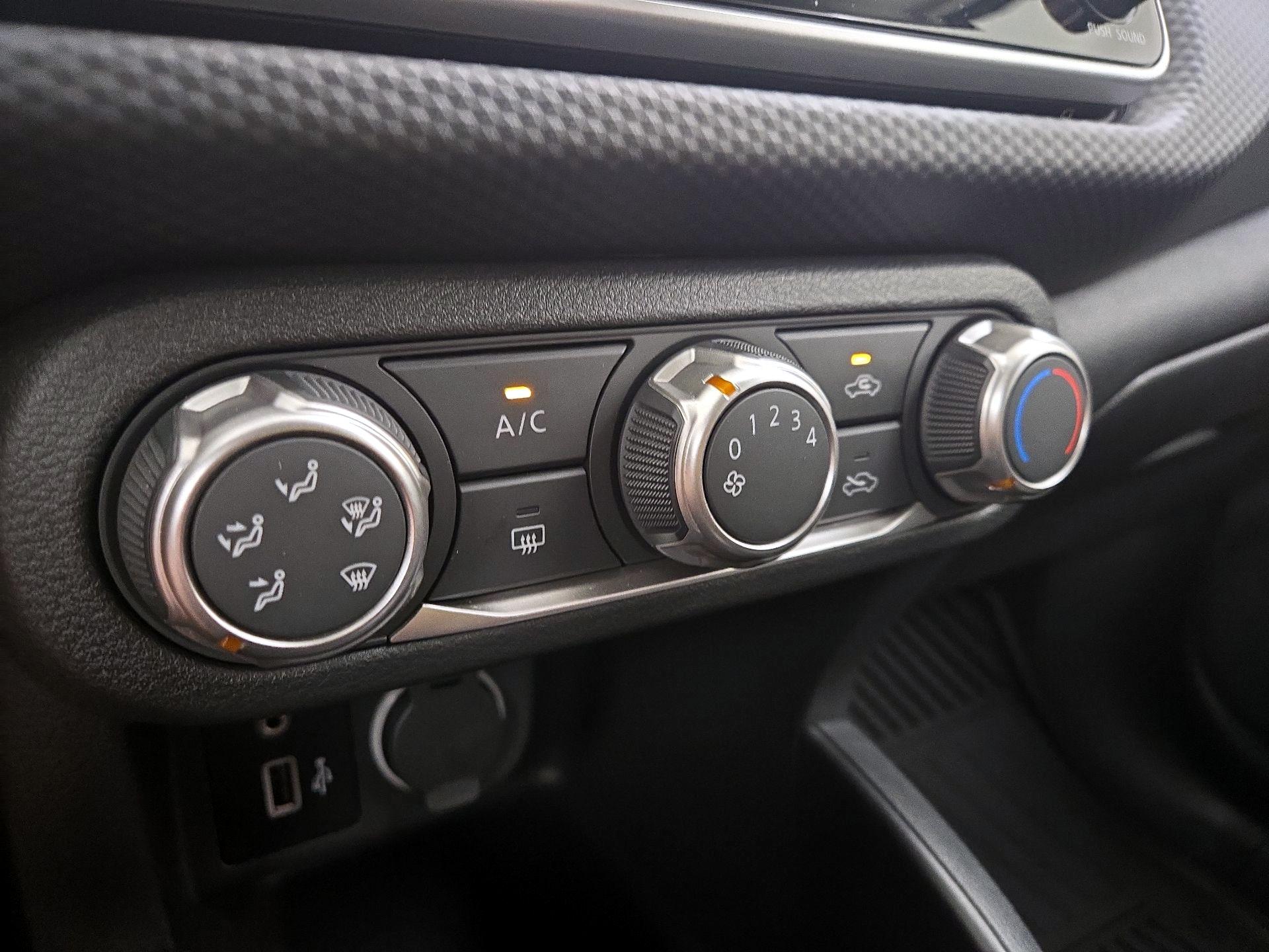 Thumbnail: 2024 Nissan Kicks - 16