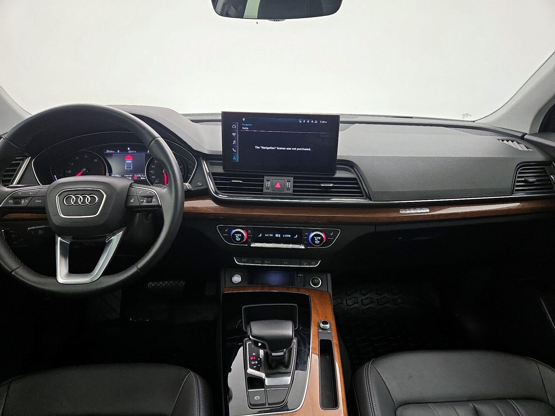 Thumbnail: 2022 Audi Q5 - 9