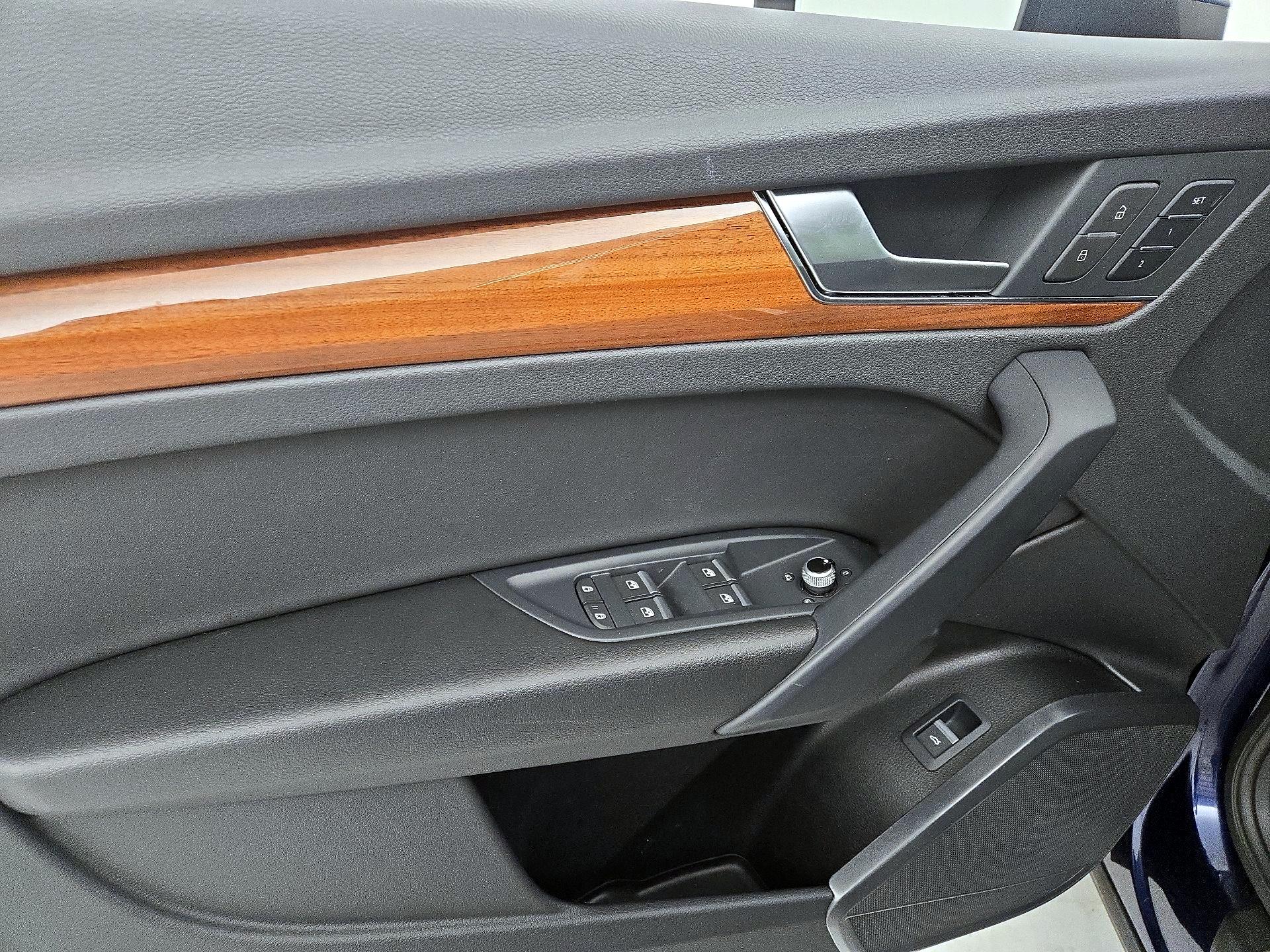 Thumbnail: 2022 Audi Q5 - 12