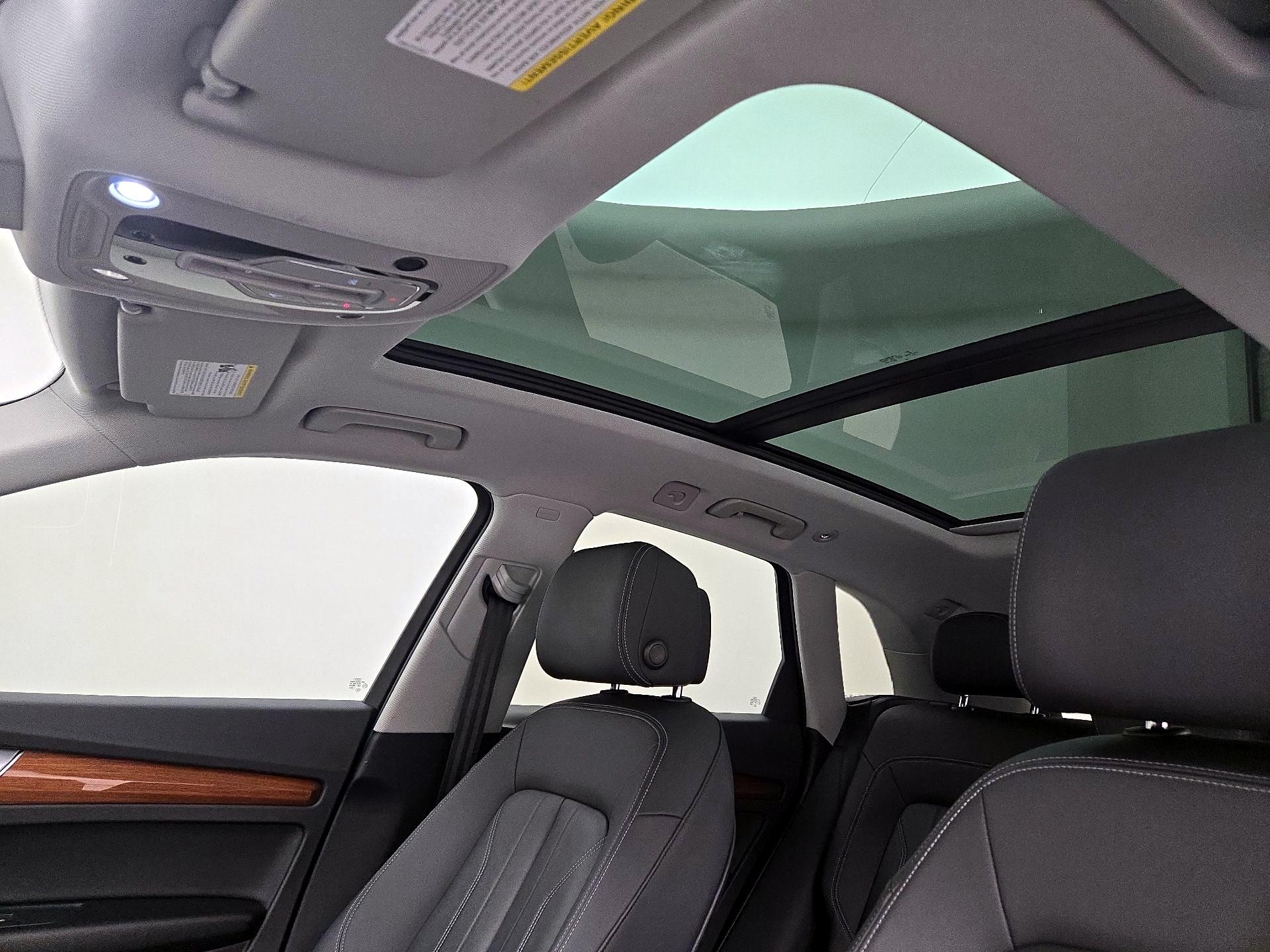 Thumbnail: 2022 Audi Q5 - 20