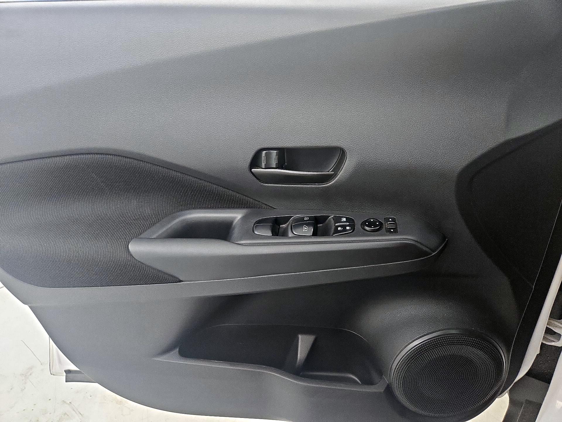 Thumbnail: 2024 Nissan Kicks - 12