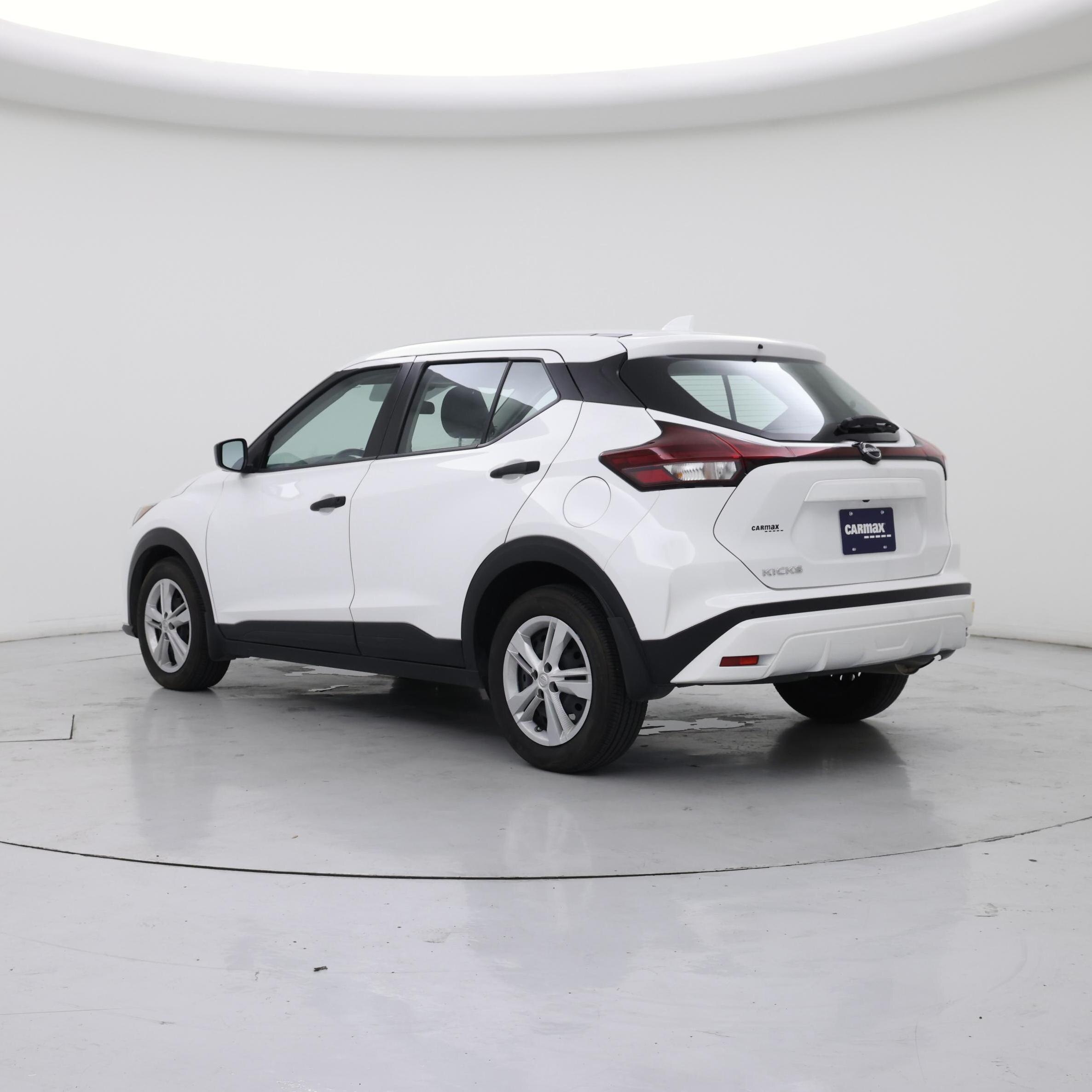 Thumbnail: 2024 Nissan Kicks - 2