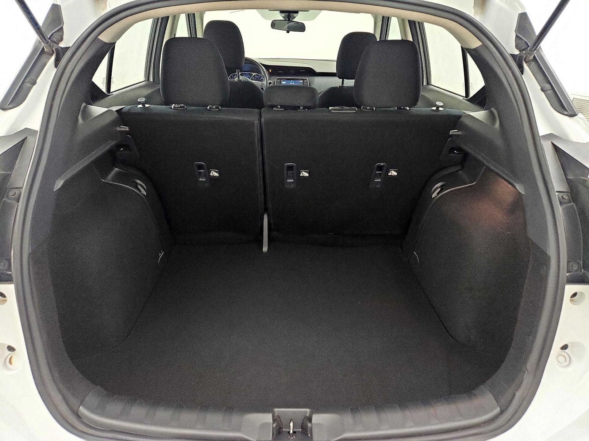 Thumbnail: 2024 Nissan Kicks - 20