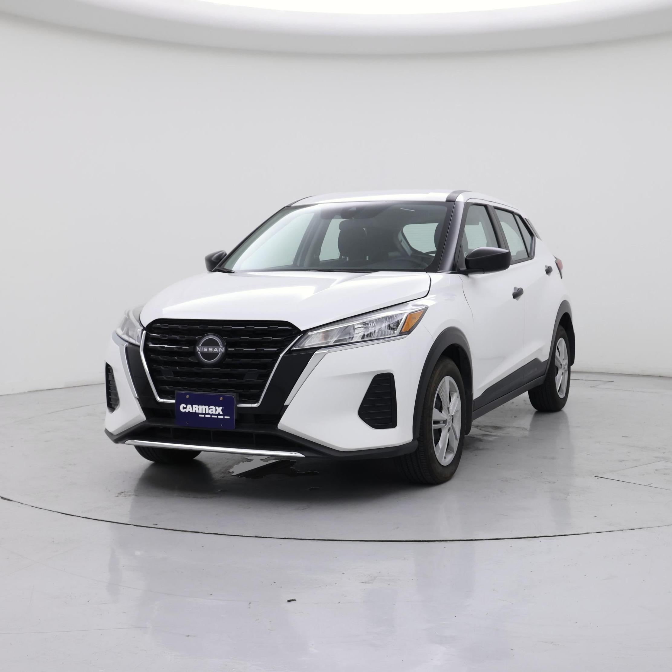 Thumbnail: 2024 Nissan Kicks - 4