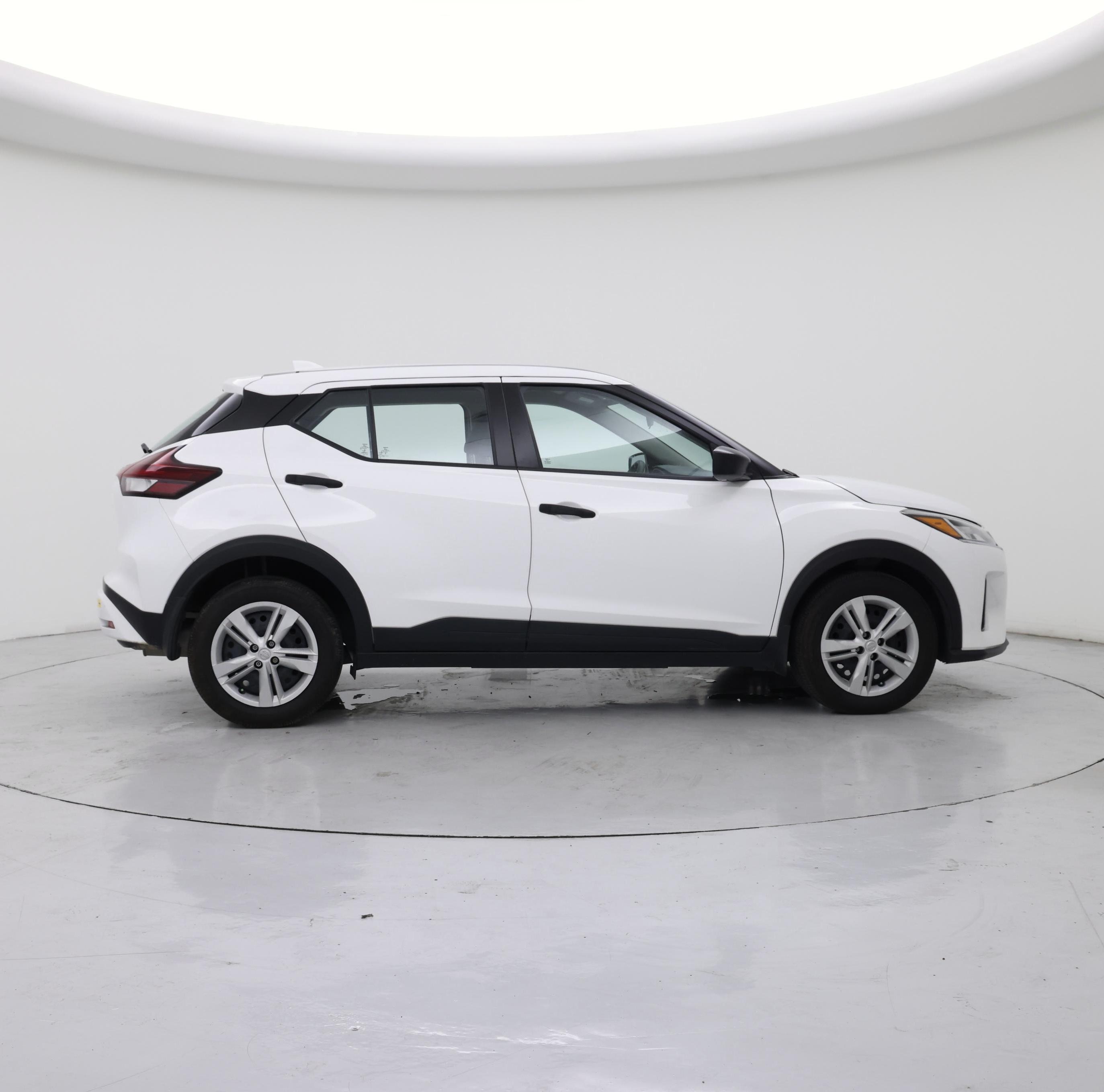 Thumbnail: 2024 Nissan Kicks - 7