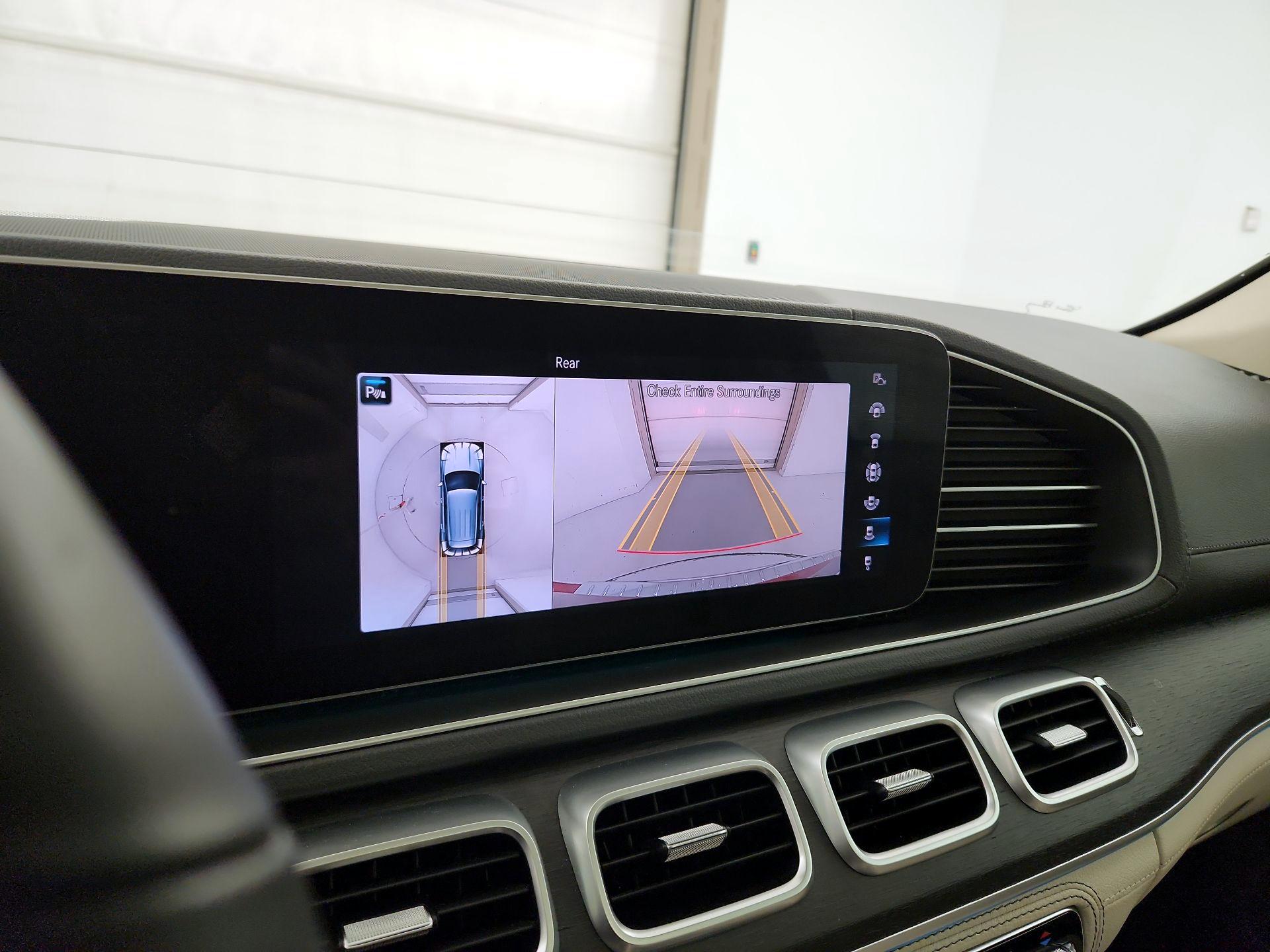 Thumbnail: 2020 Mercedes-Benz GLE - 15