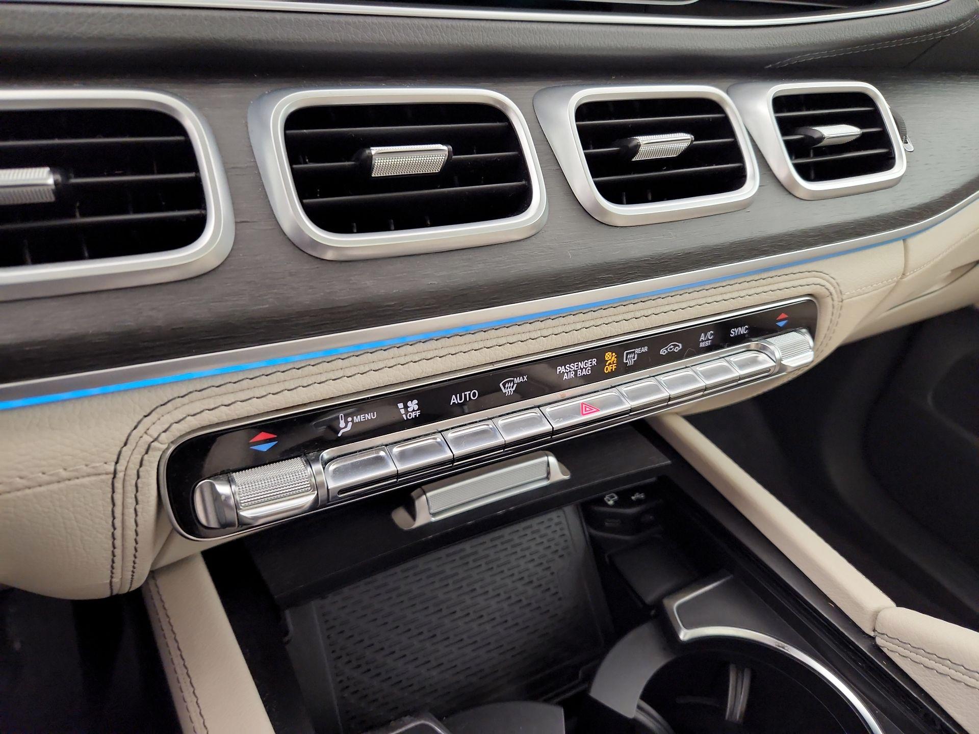 Thumbnail: 2020 Mercedes-Benz GLE - 17