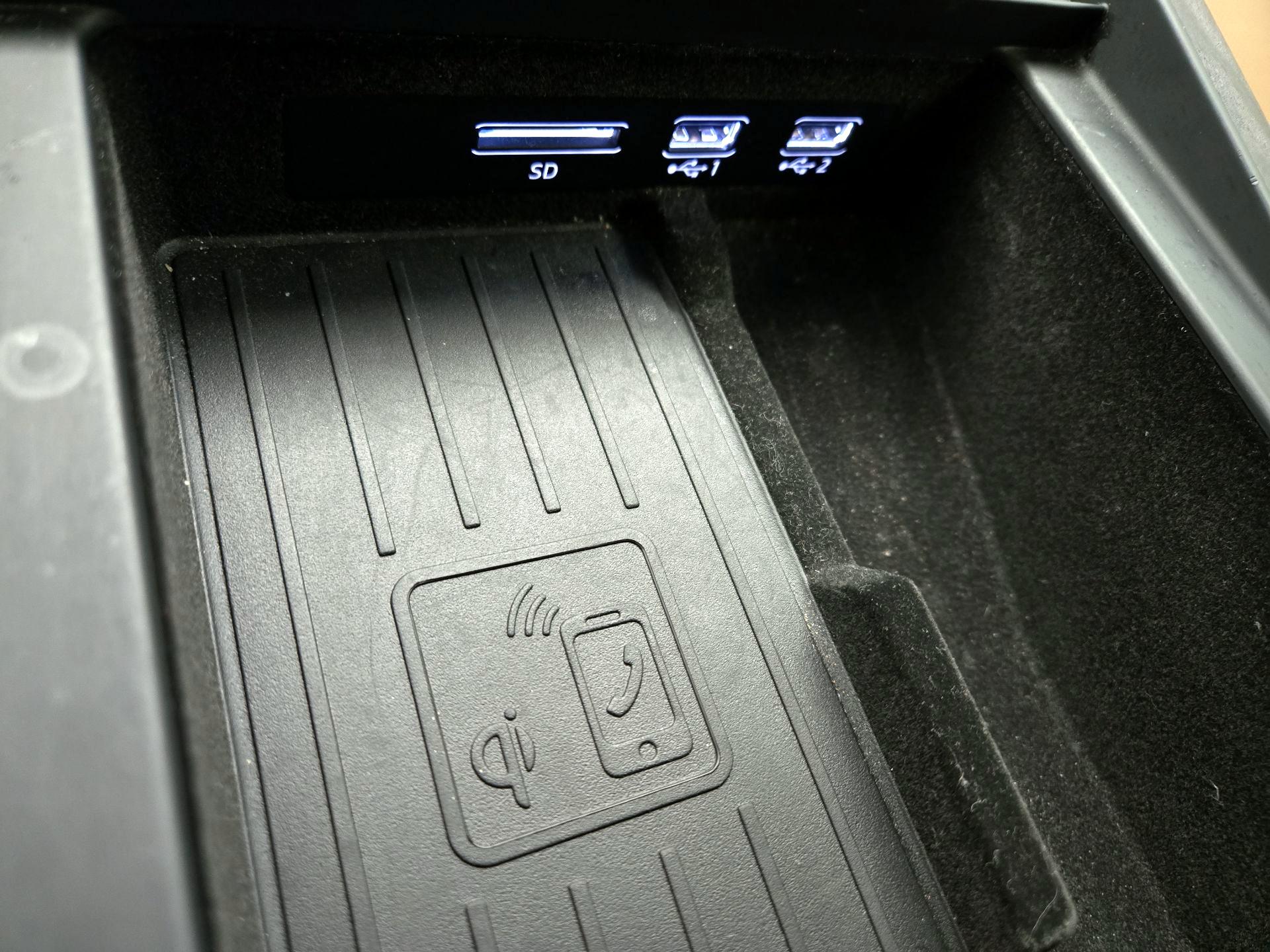 Thumbnail: 2020 Audi Q8 - 19