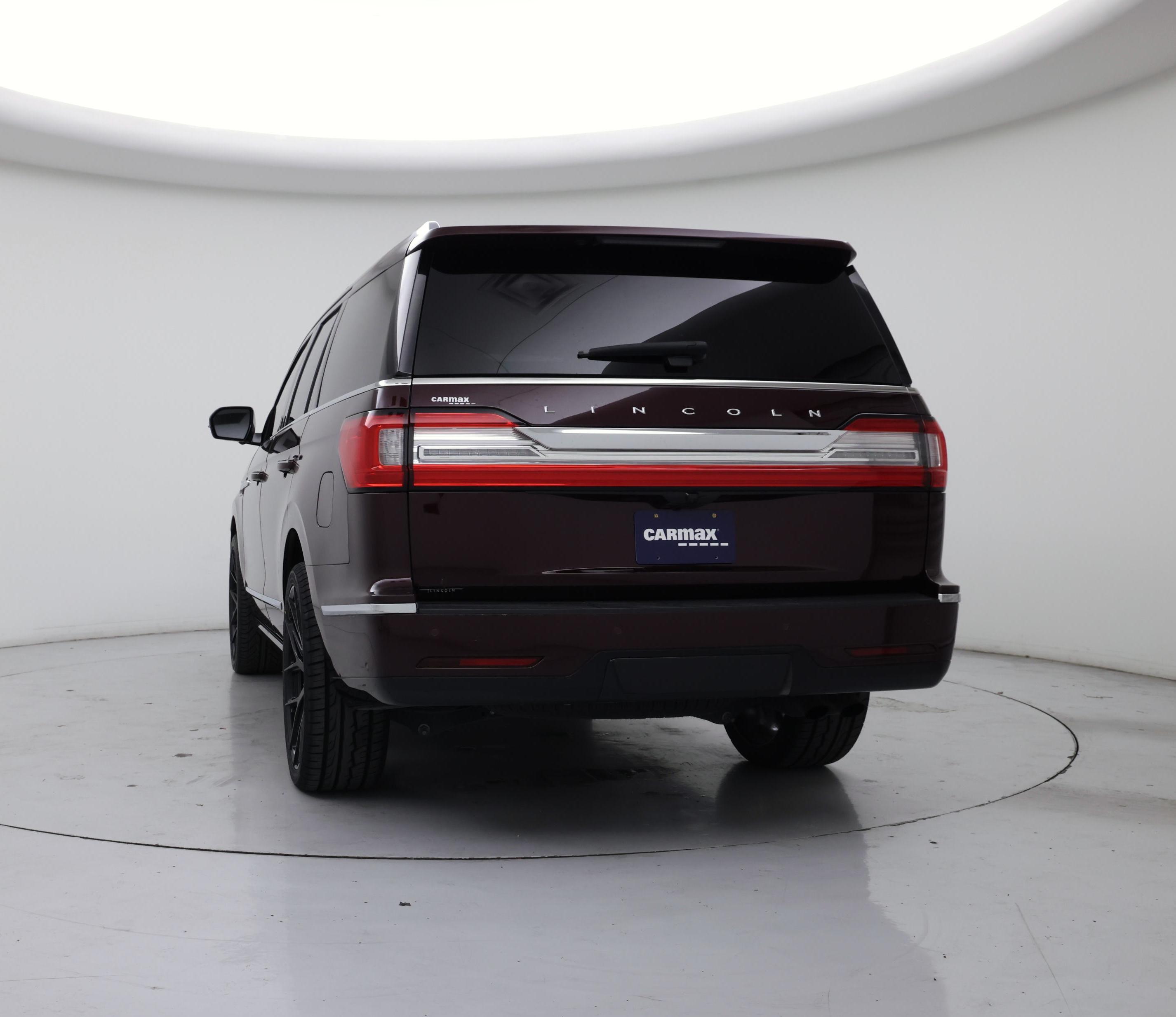 Thumbnail: 2021 Lincoln Navigator - 6