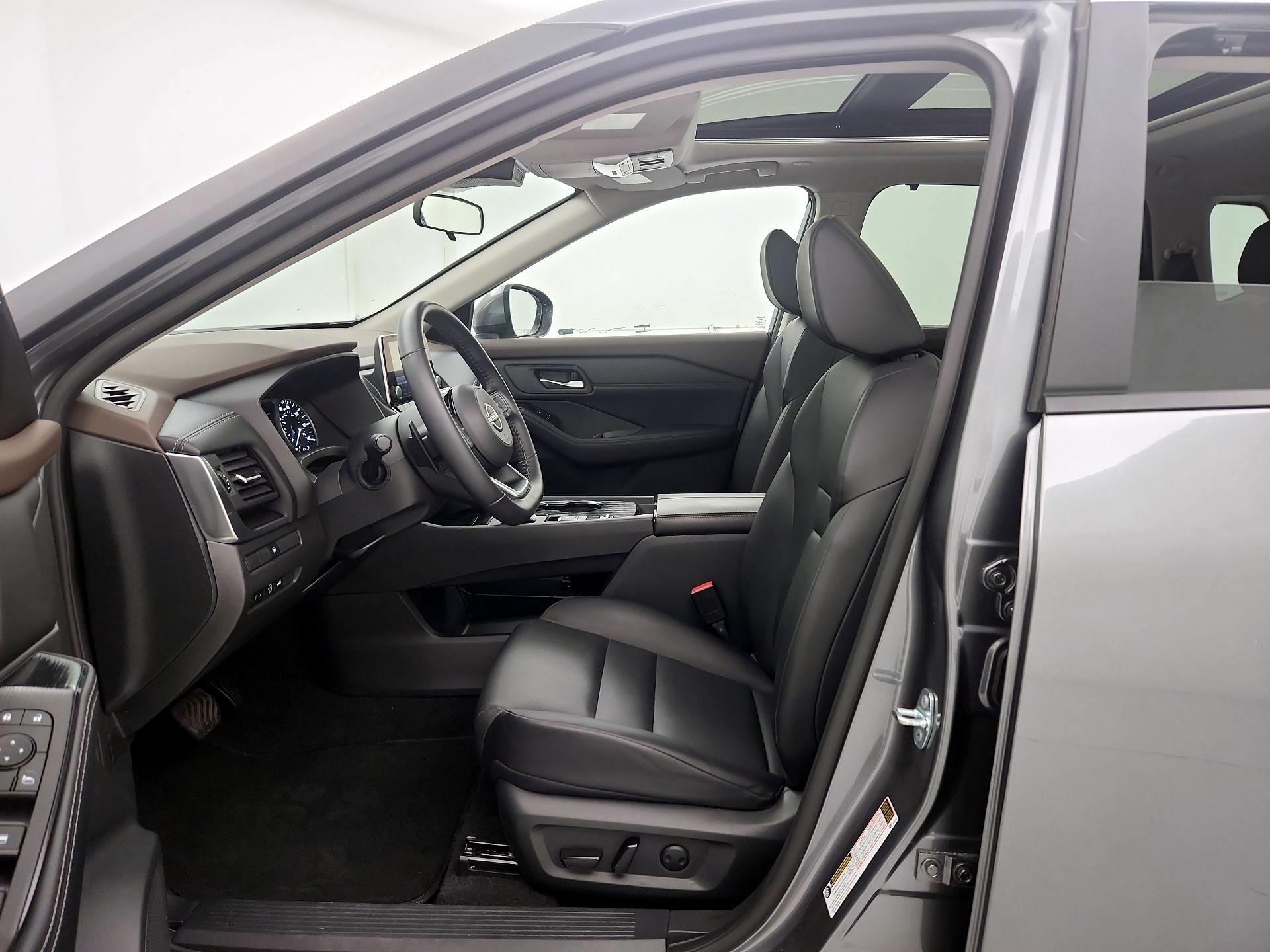 Thumbnail: 2023 Nissan Rogue - 11