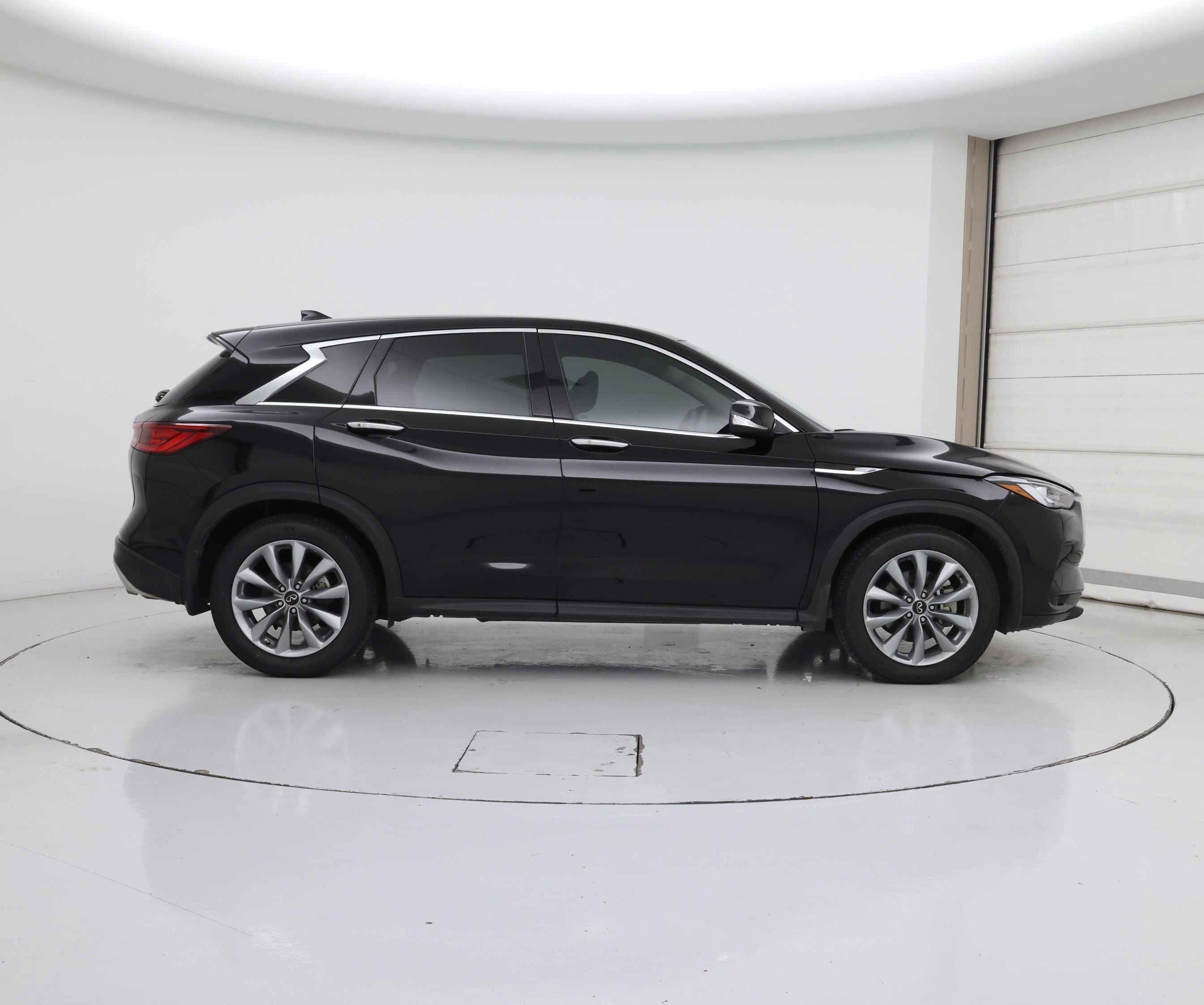 Thumbnail: 2022 INFINITI QX50 - 7