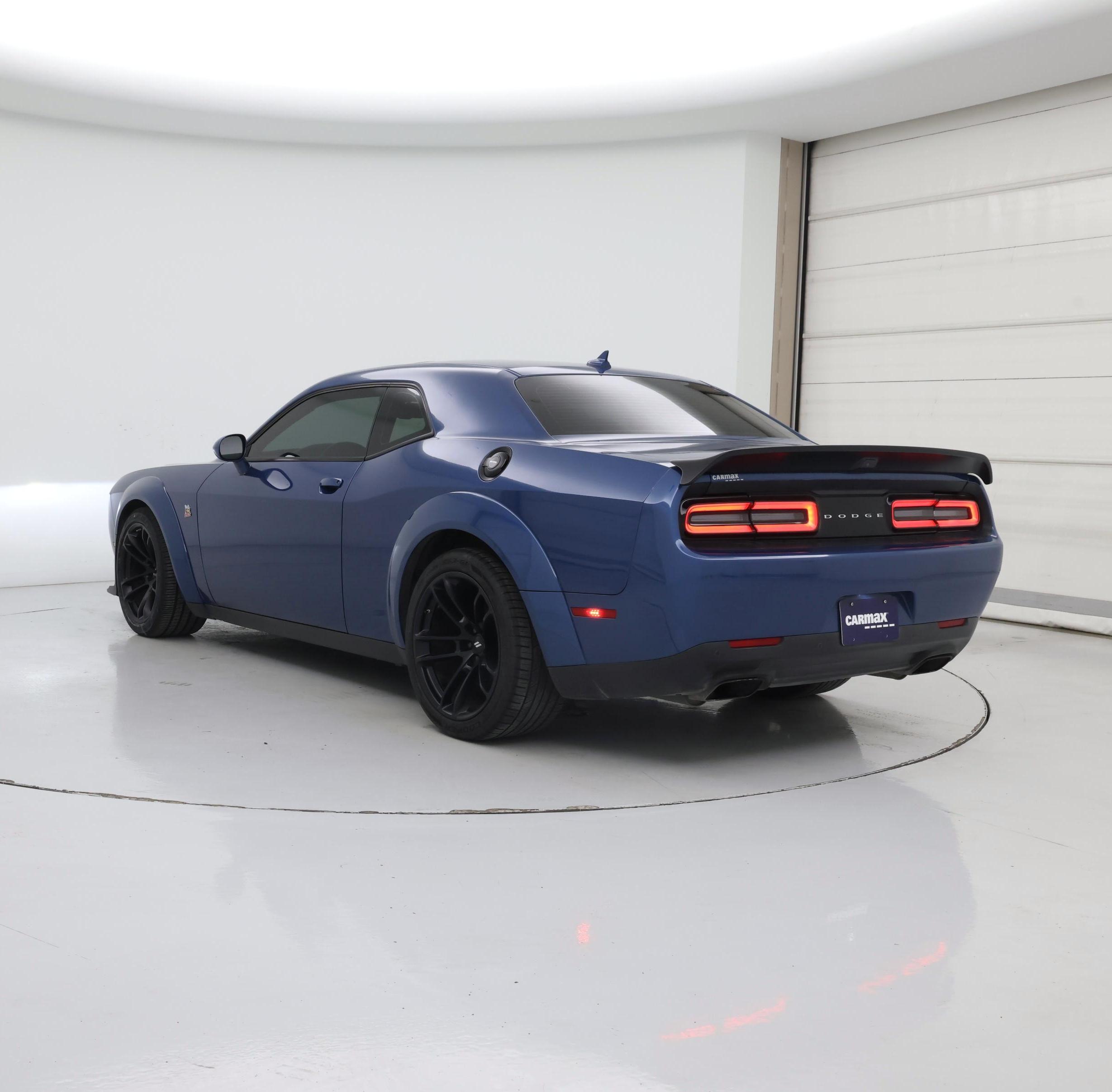 Thumbnail: 2020 Dodge Challenger - 2