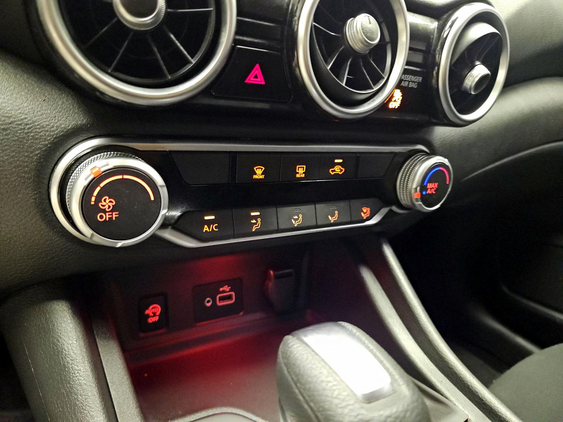 Thumbnail: 2024 Nissan Sentra - 16