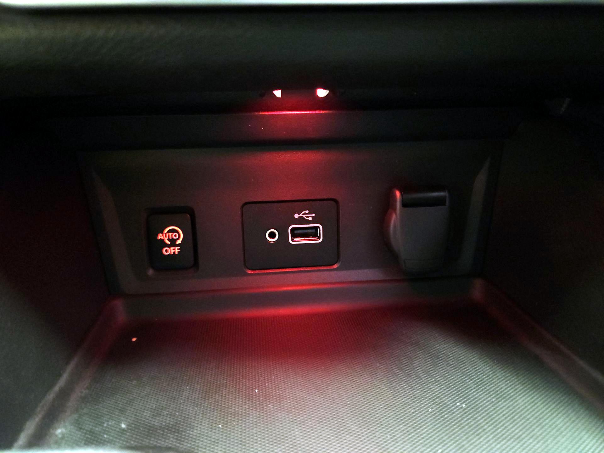 Thumbnail: 2024 Nissan Sentra - 18