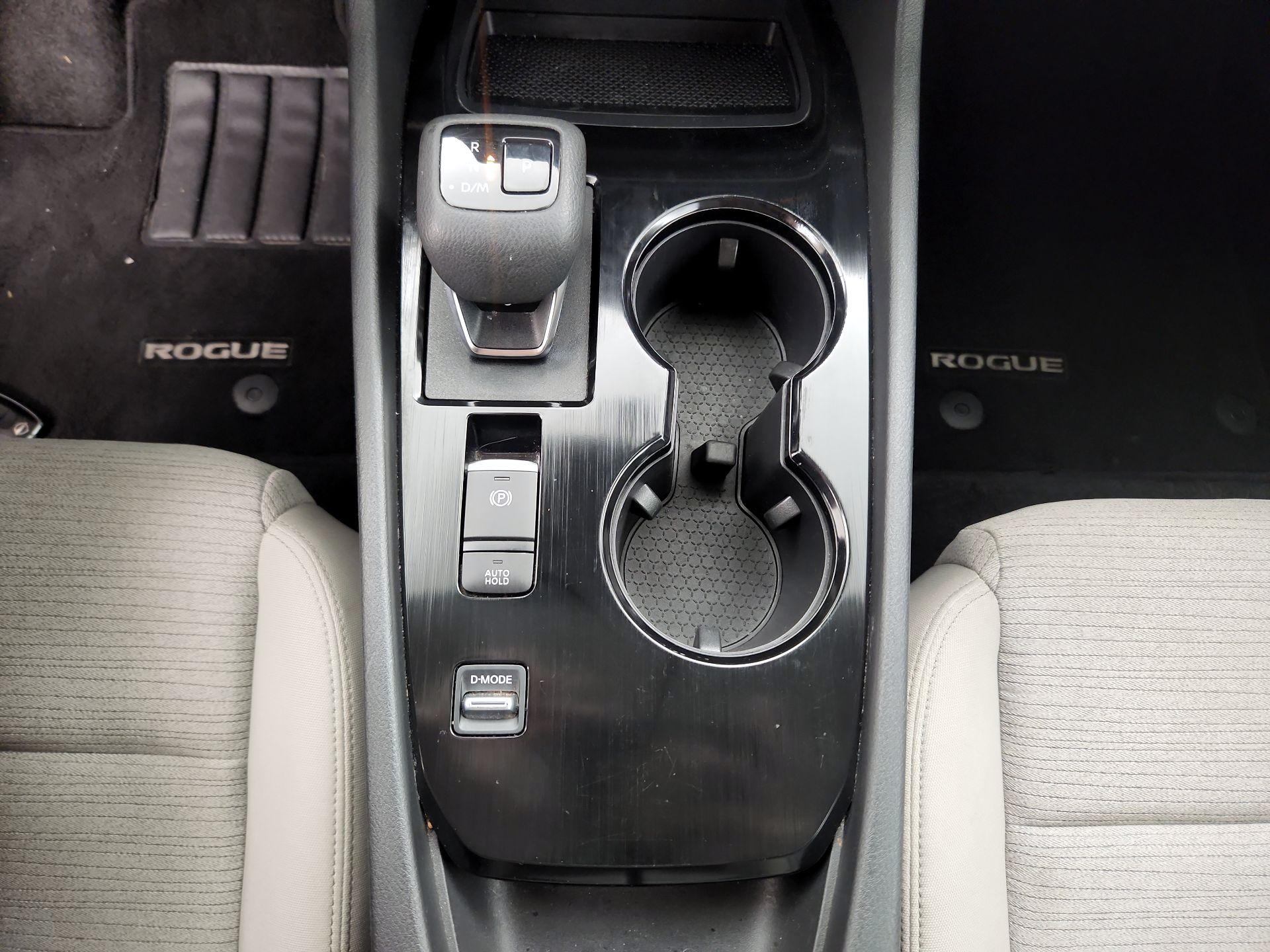 Thumbnail: 2023 Nissan Rogue - 17