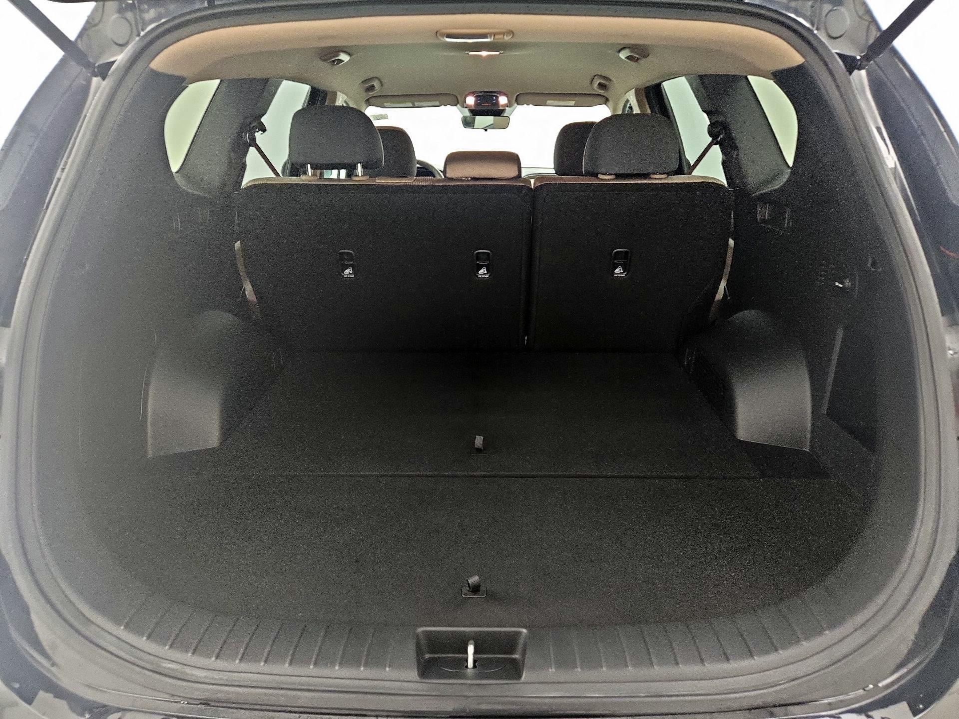 Thumbnail: 2023 Hyundai Santa Fe - 20