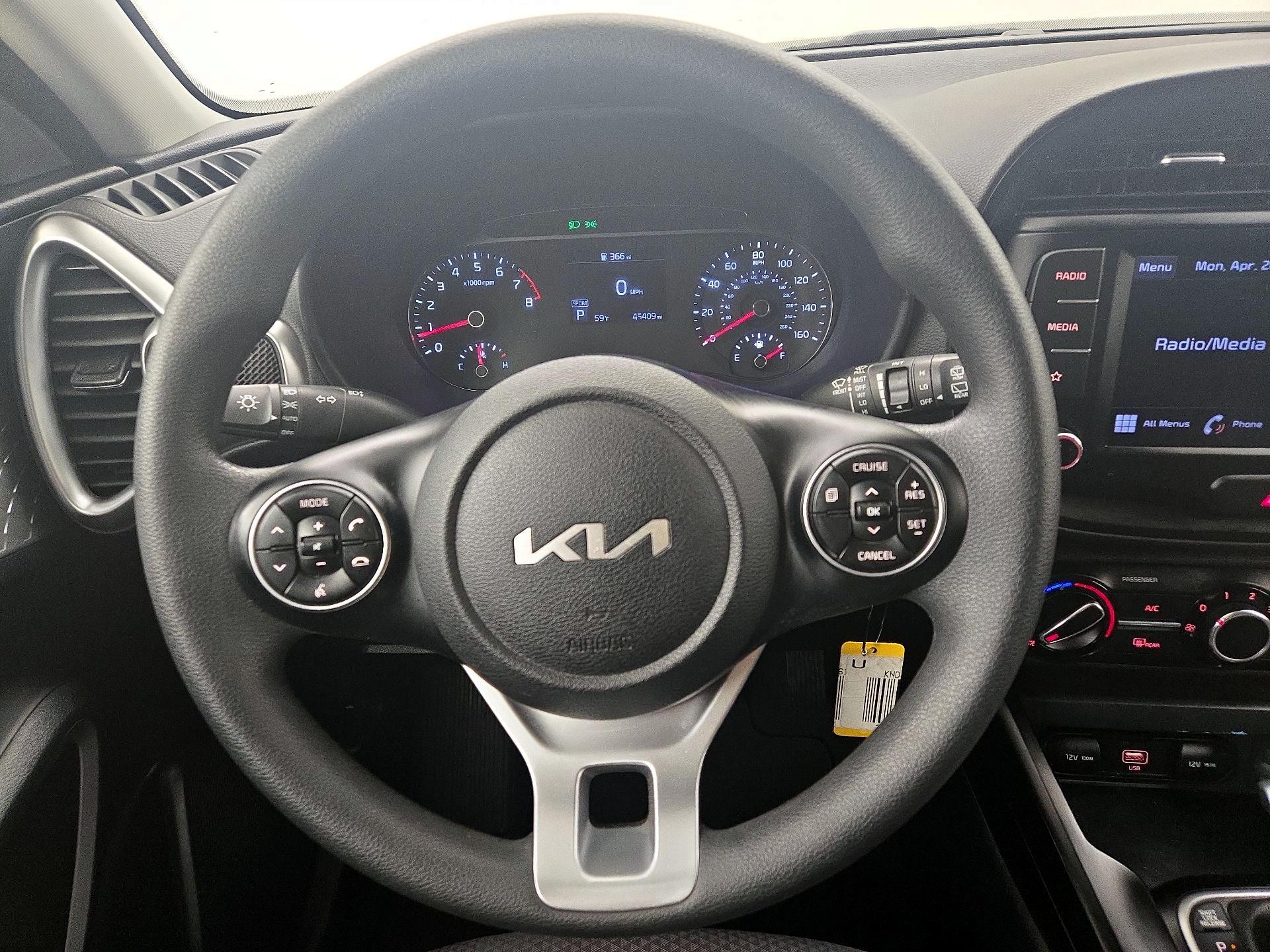 Thumbnail: 2022 Kia Soul - 10