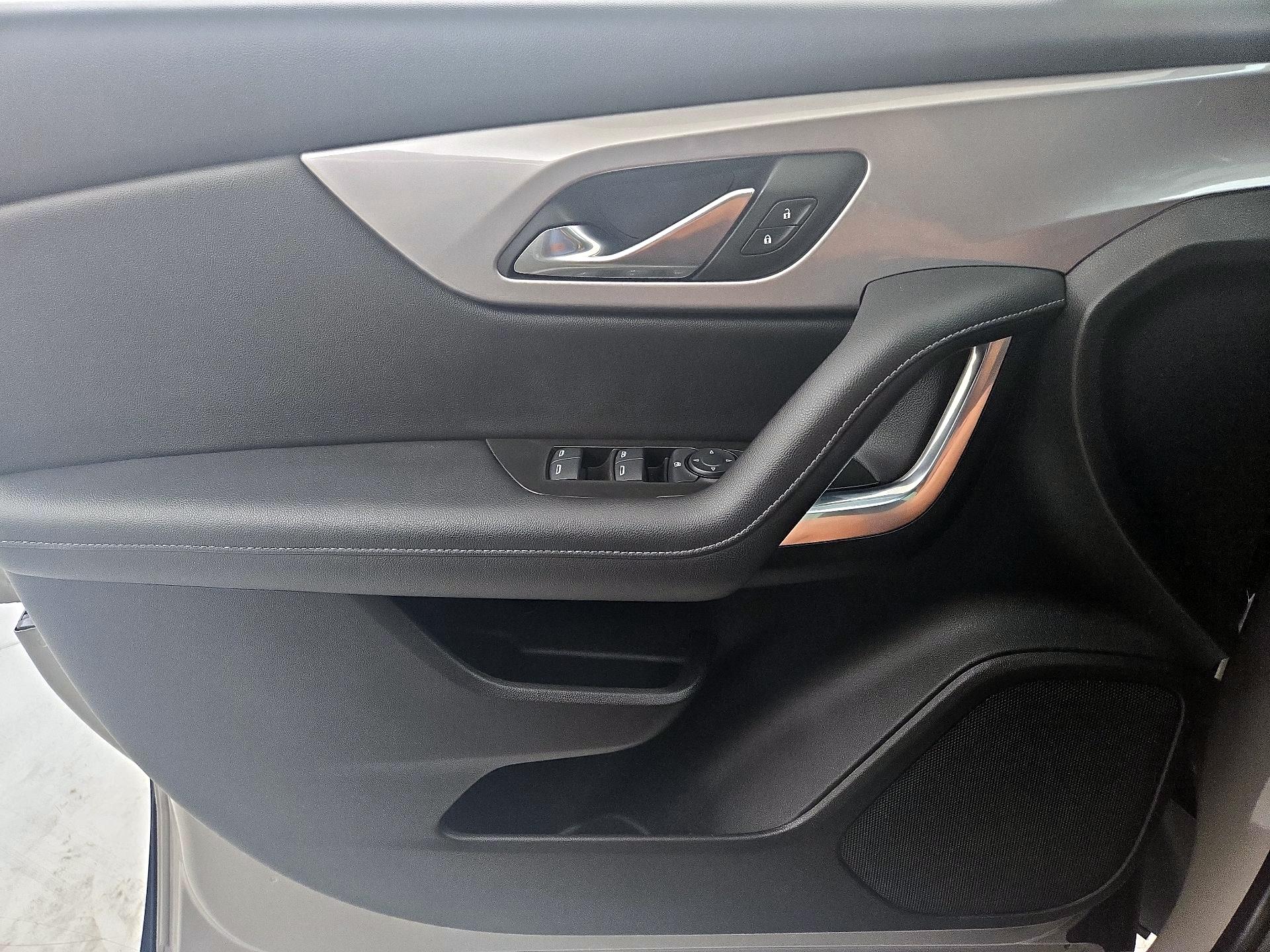 Thumbnail: 2021 Chevrolet Blazer - 12