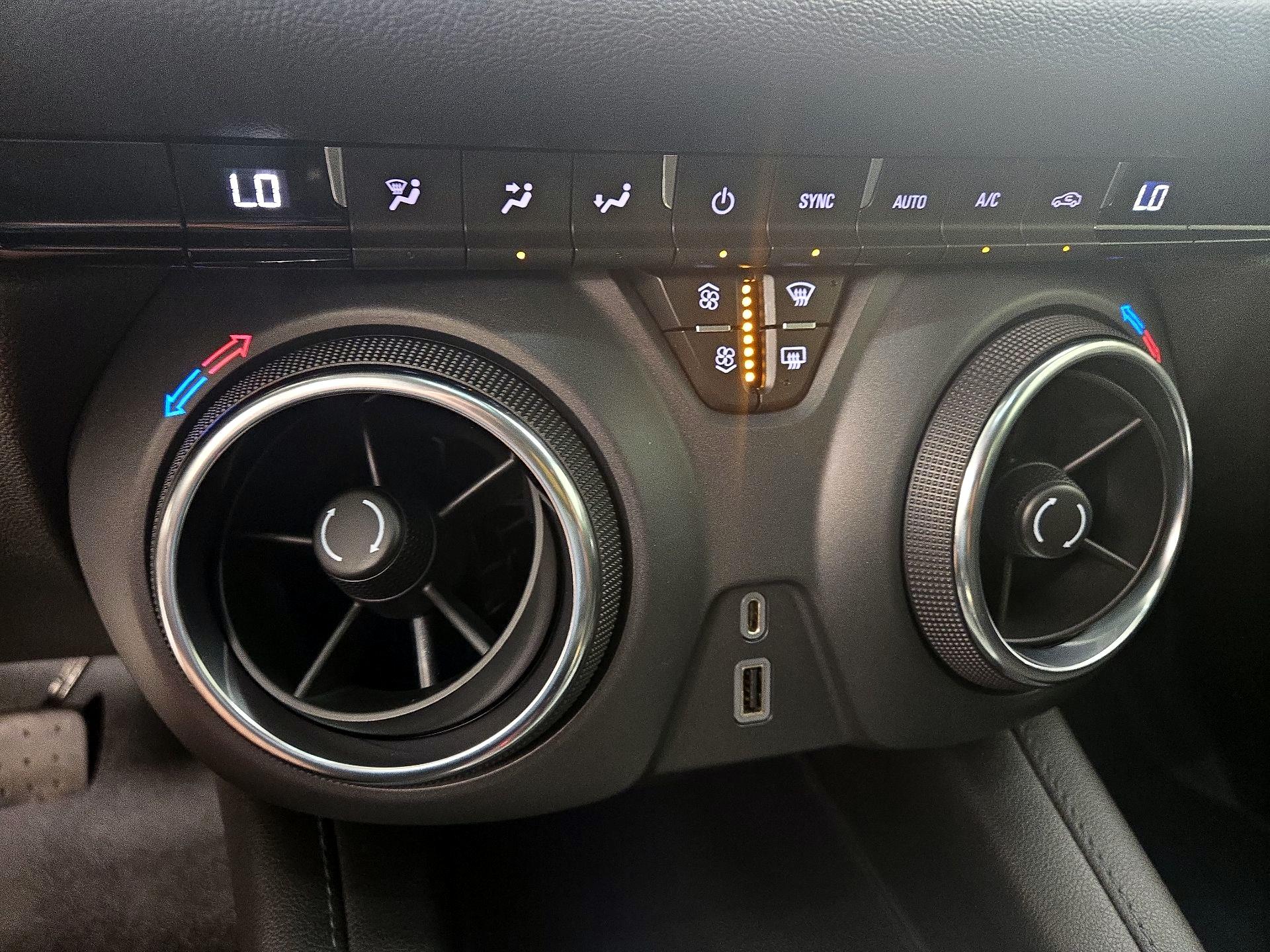 Thumbnail: 2021 Chevrolet Blazer - 16