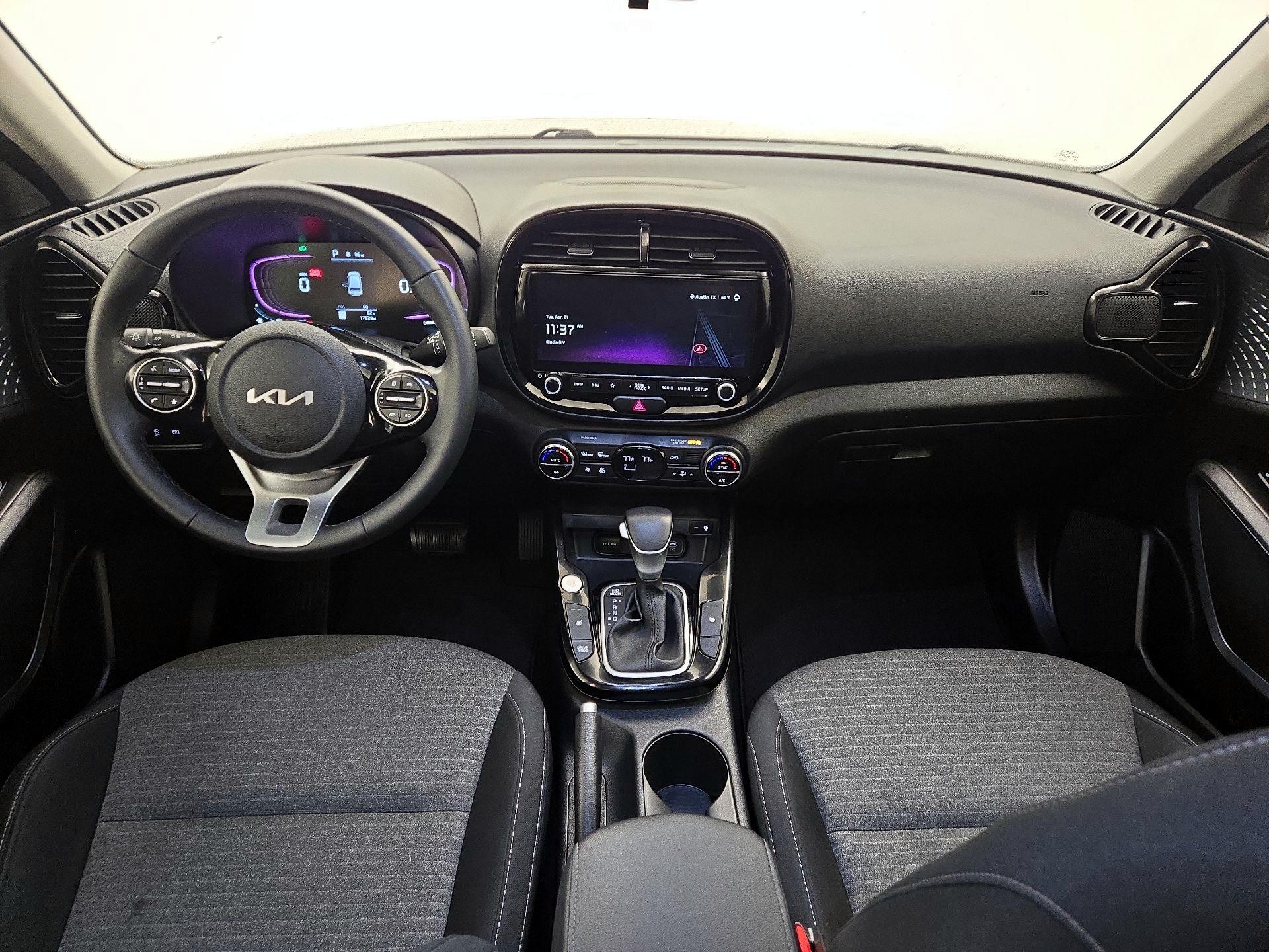 Thumbnail: 2023 Kia Soul - 9