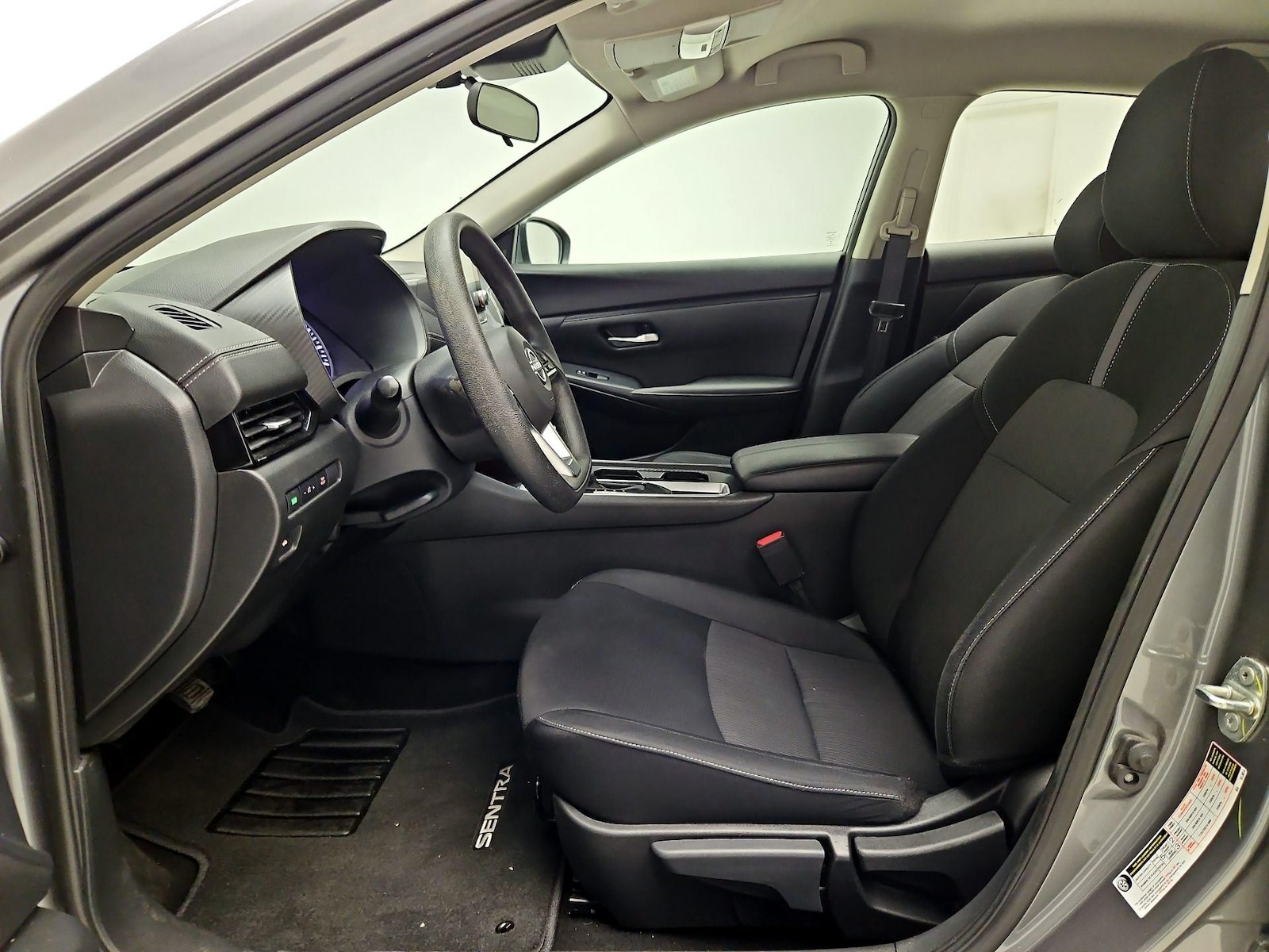 2024 Nissan Sentra SV - Photo 12
