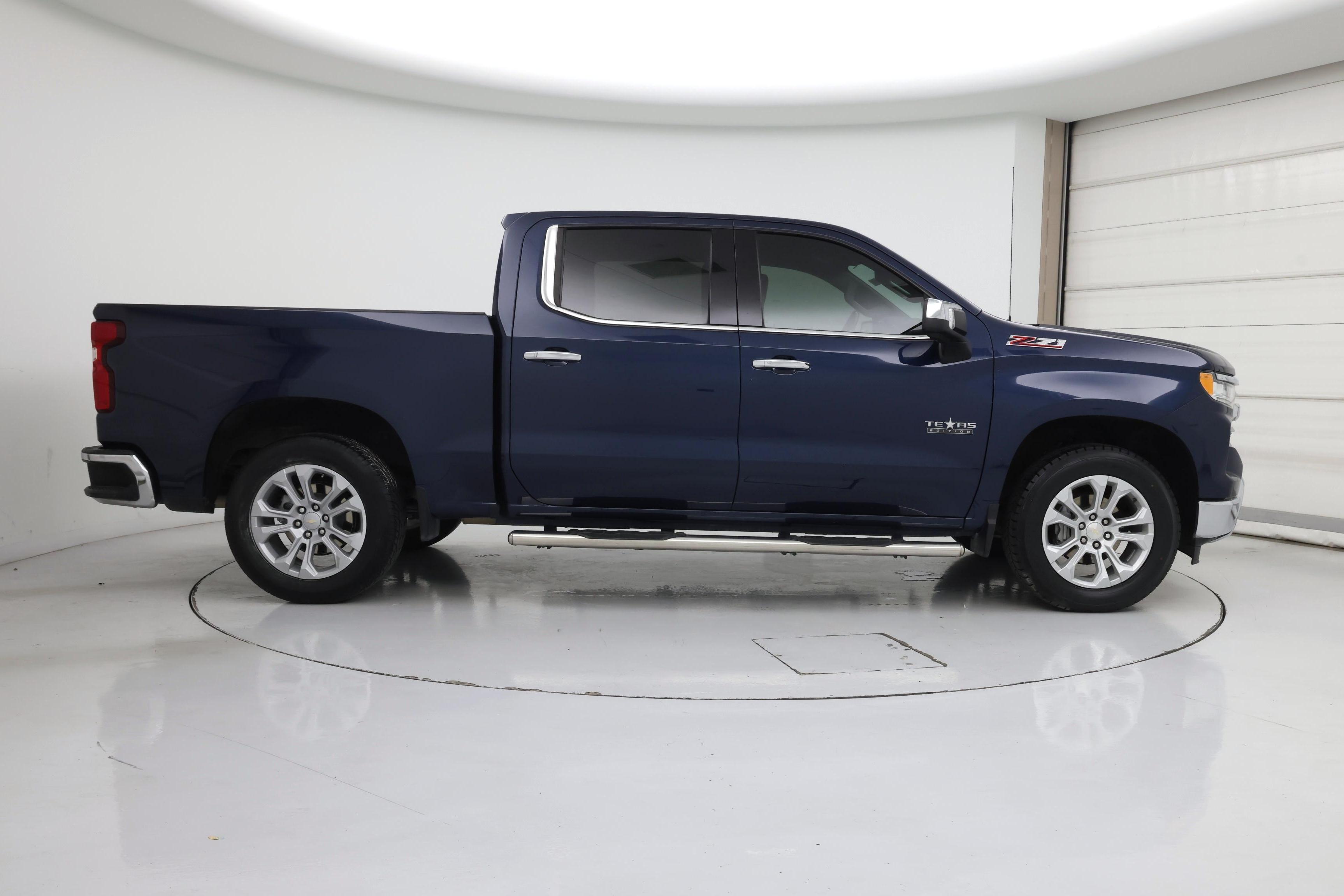 Thumbnail: 2022 Chevrolet Silverado 1500 - 7