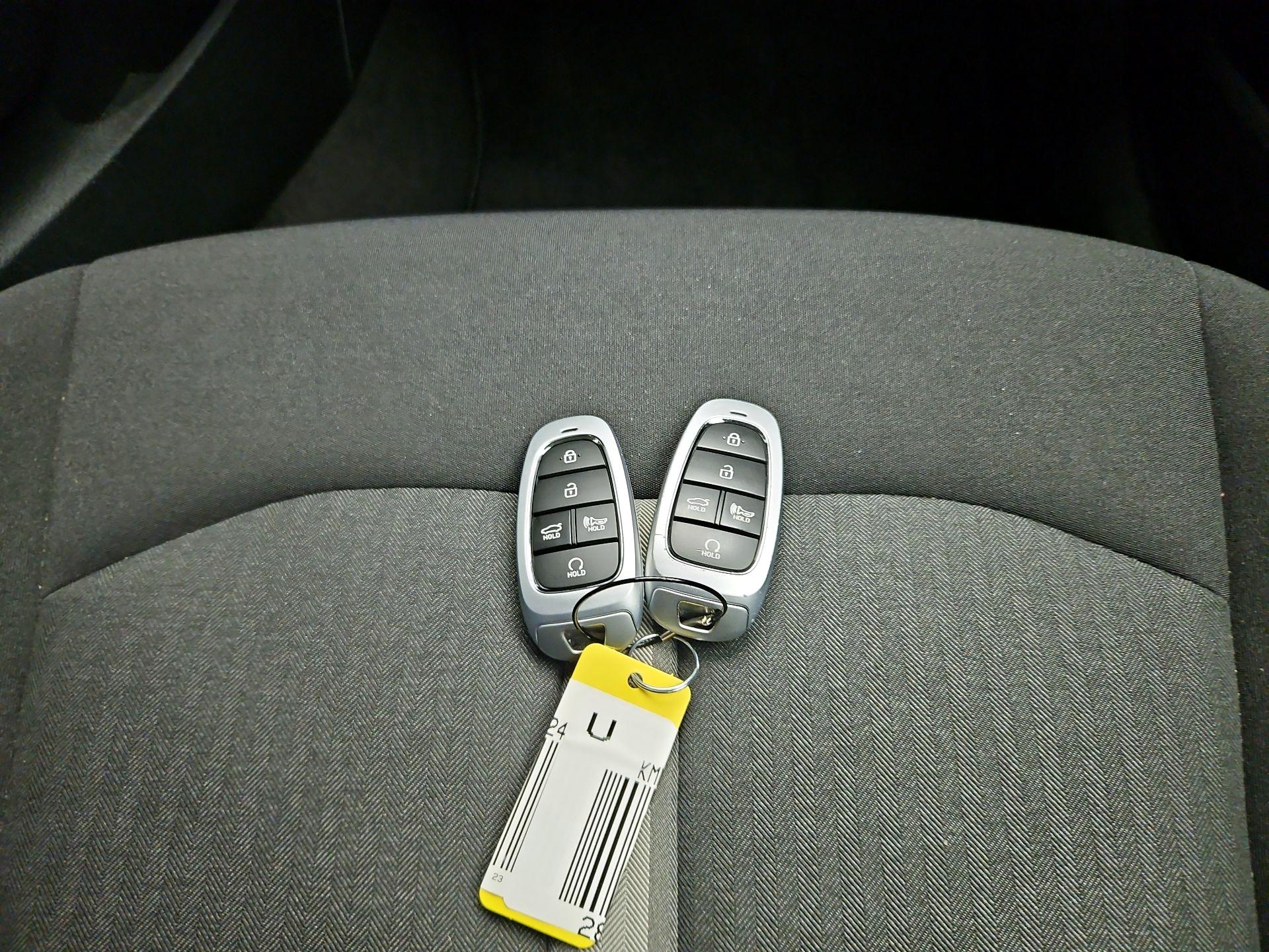 Thumbnail: 2023 Hyundai Sonata - 20