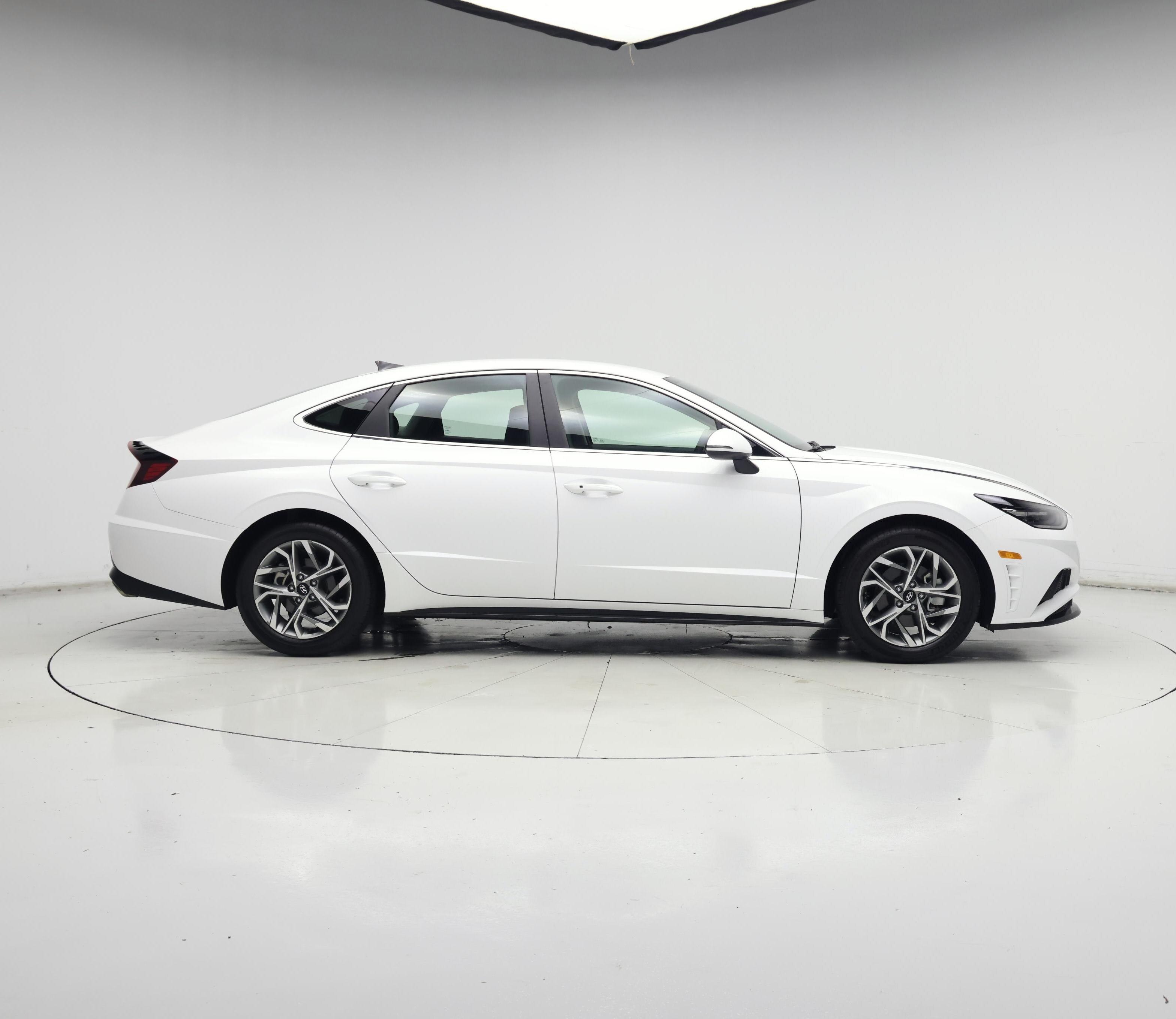 Thumbnail: 2023 Hyundai Sonata - 7