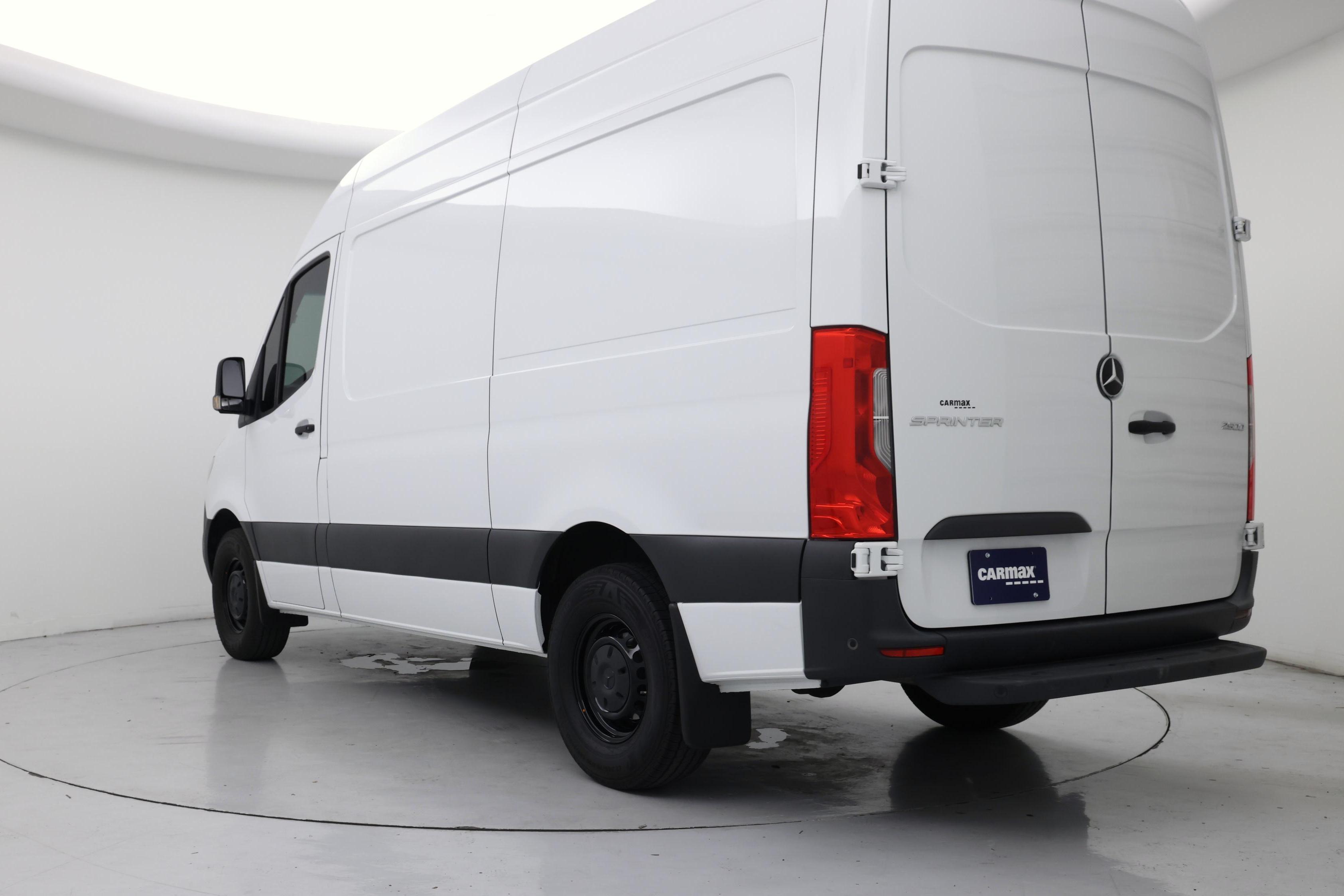 Thumbnail: 2023 Mercedes-Benz Sprinter - 2