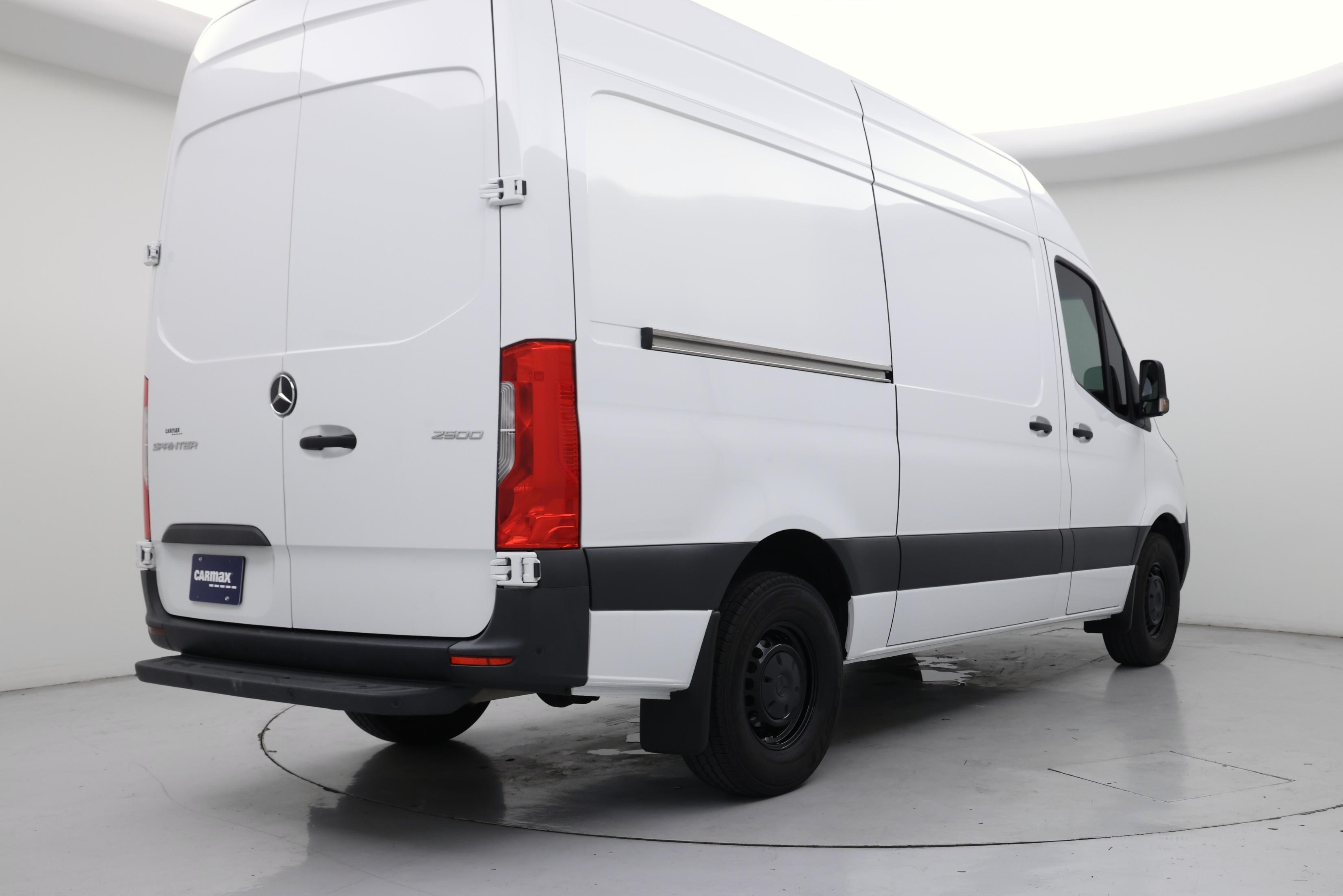 Thumbnail: 2023 Mercedes-Benz Sprinter - 8