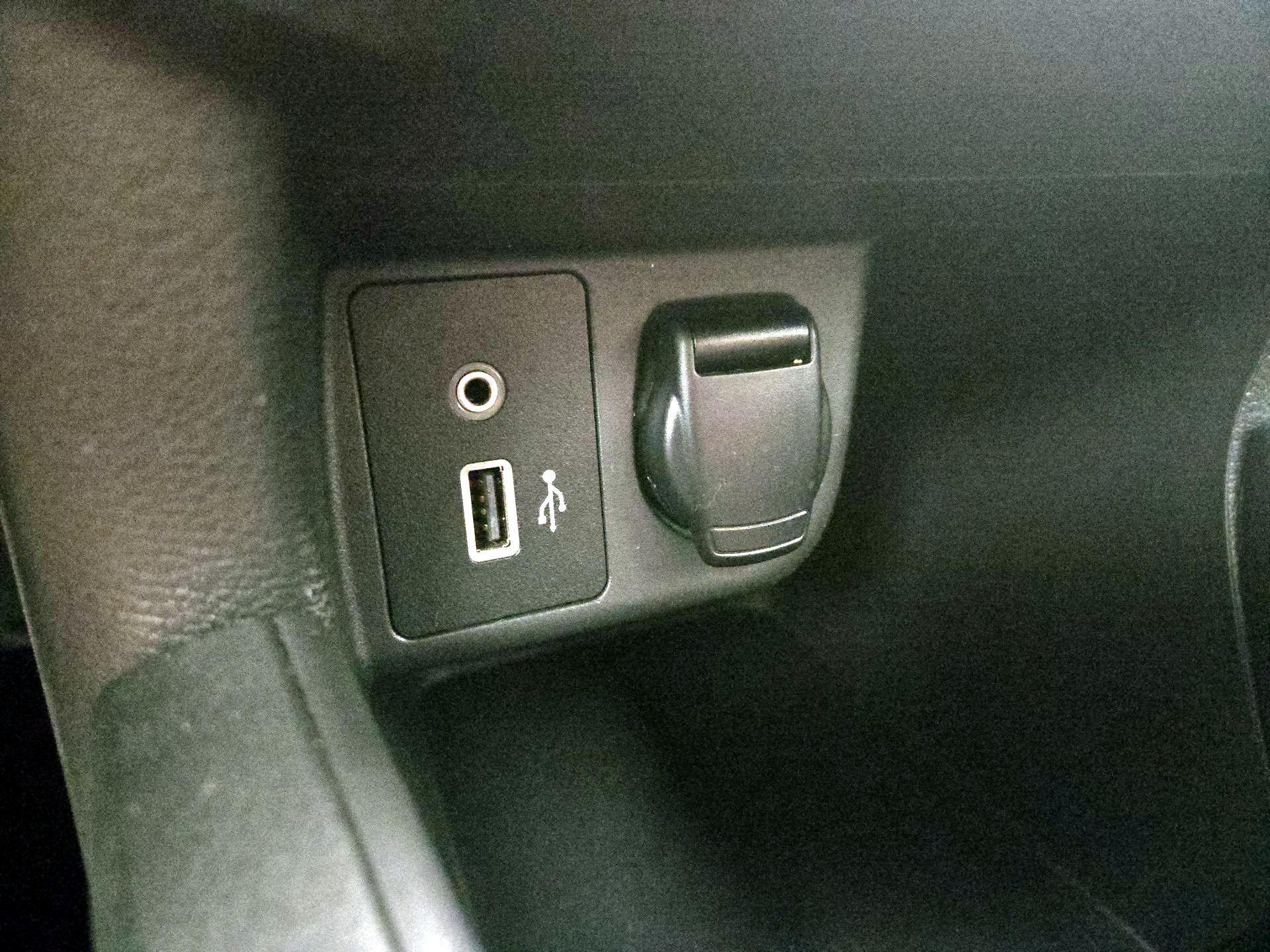 Thumbnail: 2020 Nissan Versa - 18