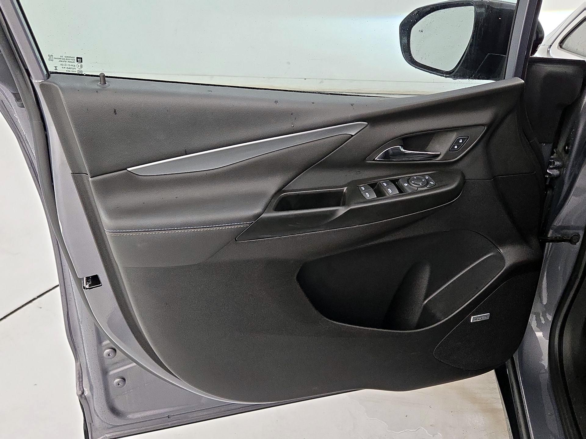 Thumbnail: 2023 Chevrolet Bolt EV - 12