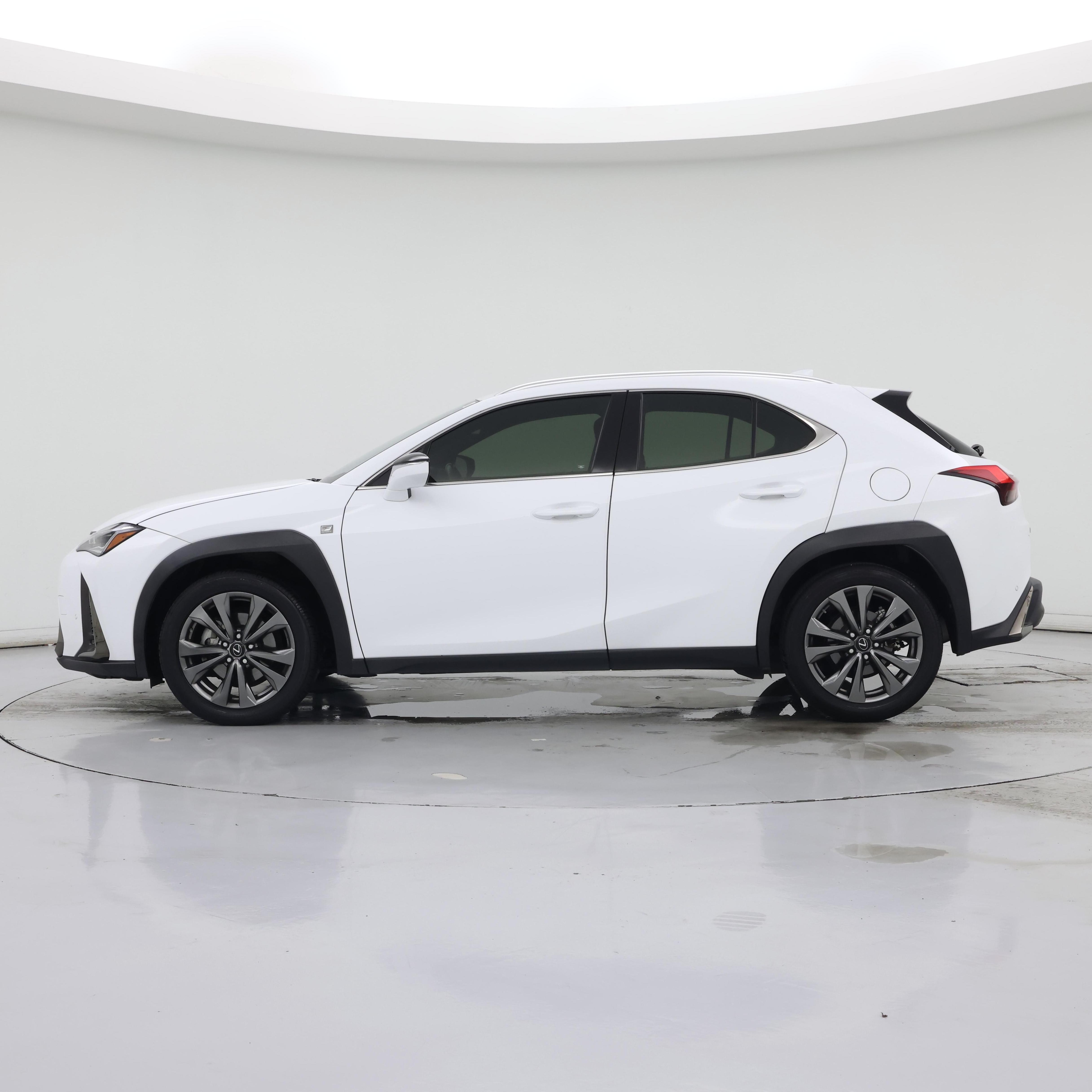 Thumbnail: 2019 Lexus UX - 3