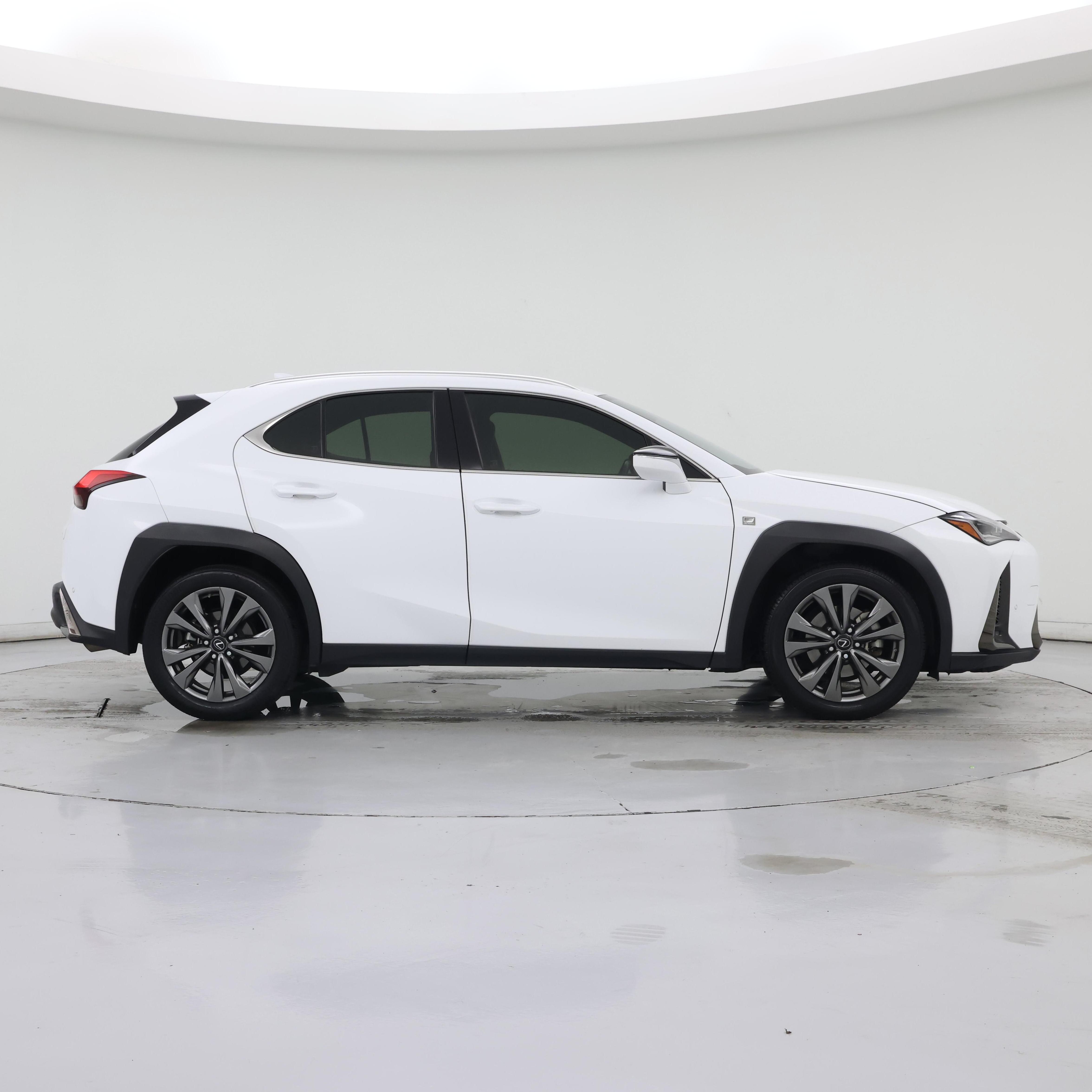 Thumbnail: 2019 Lexus UX - 7