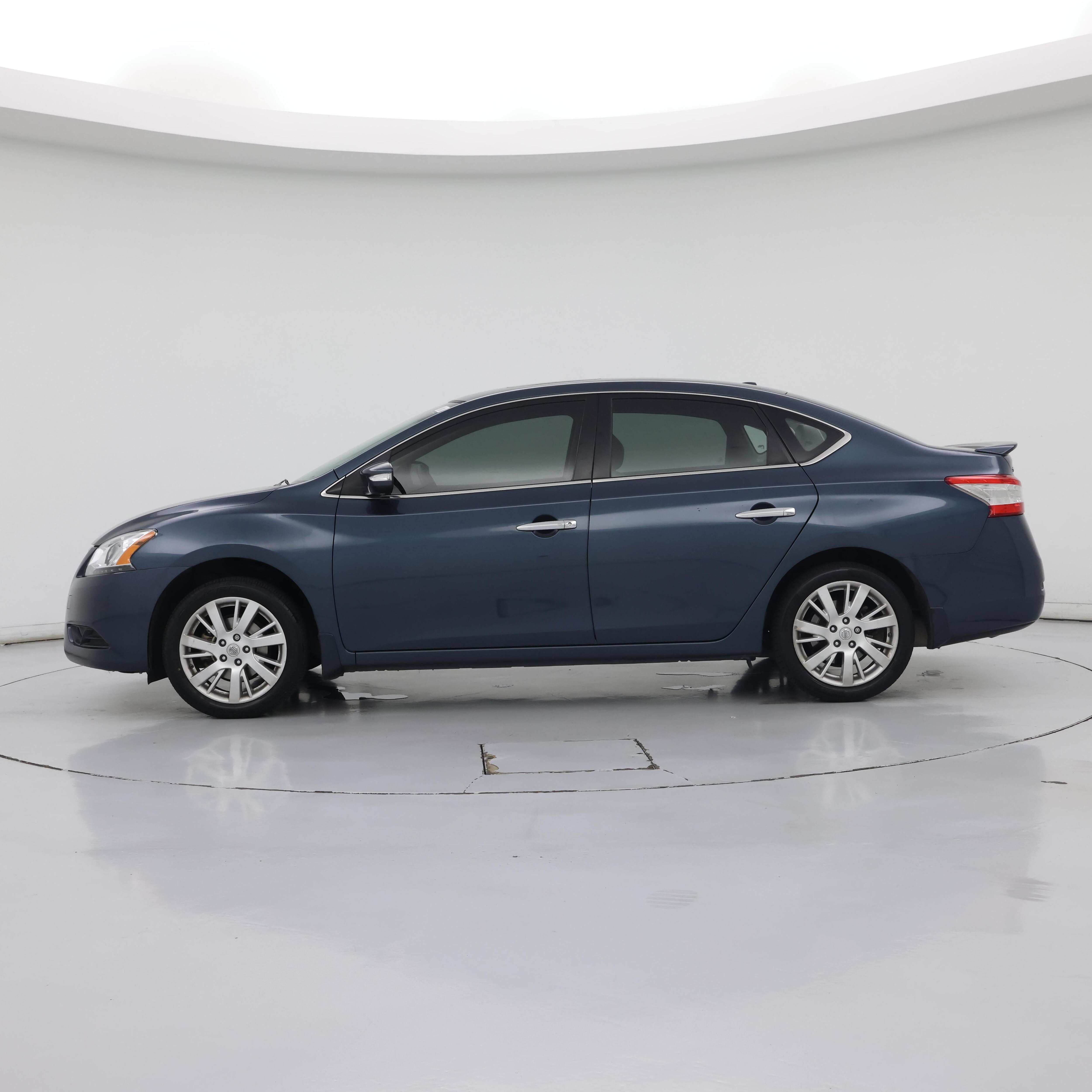 Thumbnail: 2015 Nissan Sentra - 3