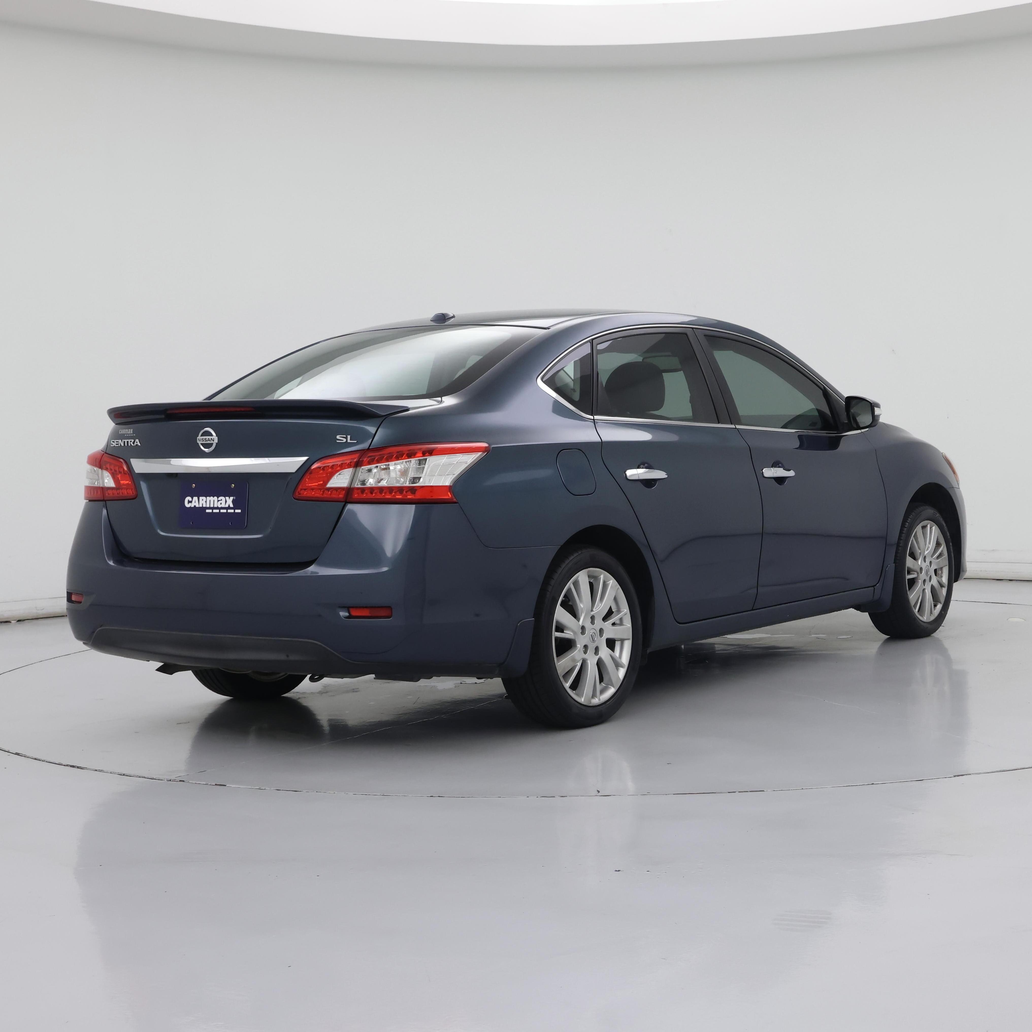 Thumbnail: 2015 Nissan Sentra - 8