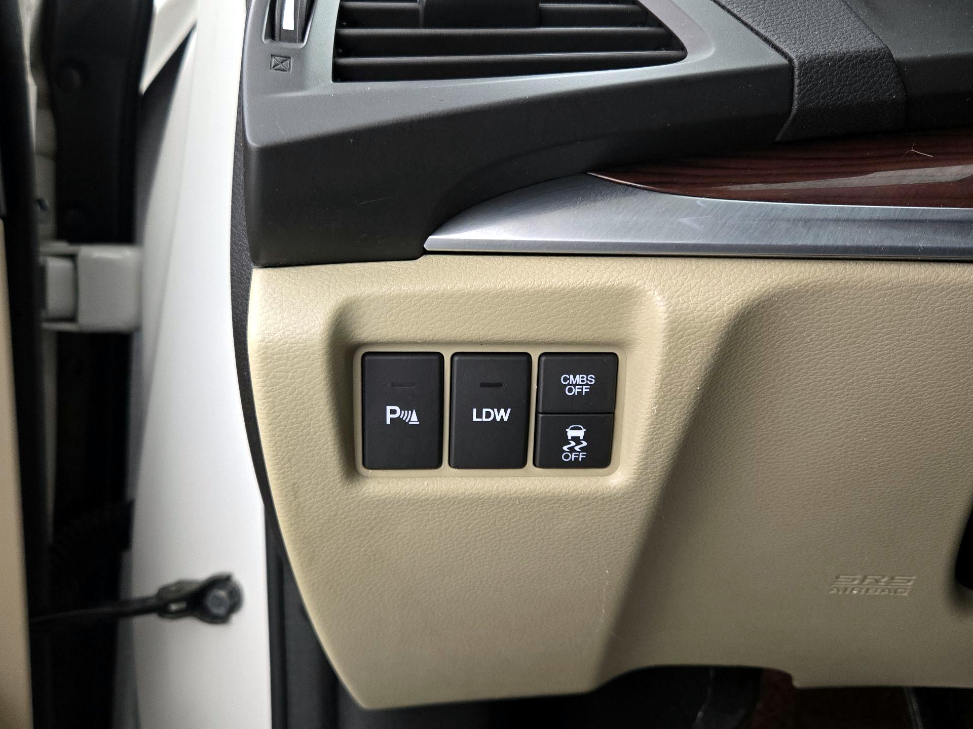 Thumbnail: 2014 Acura MDX - 13