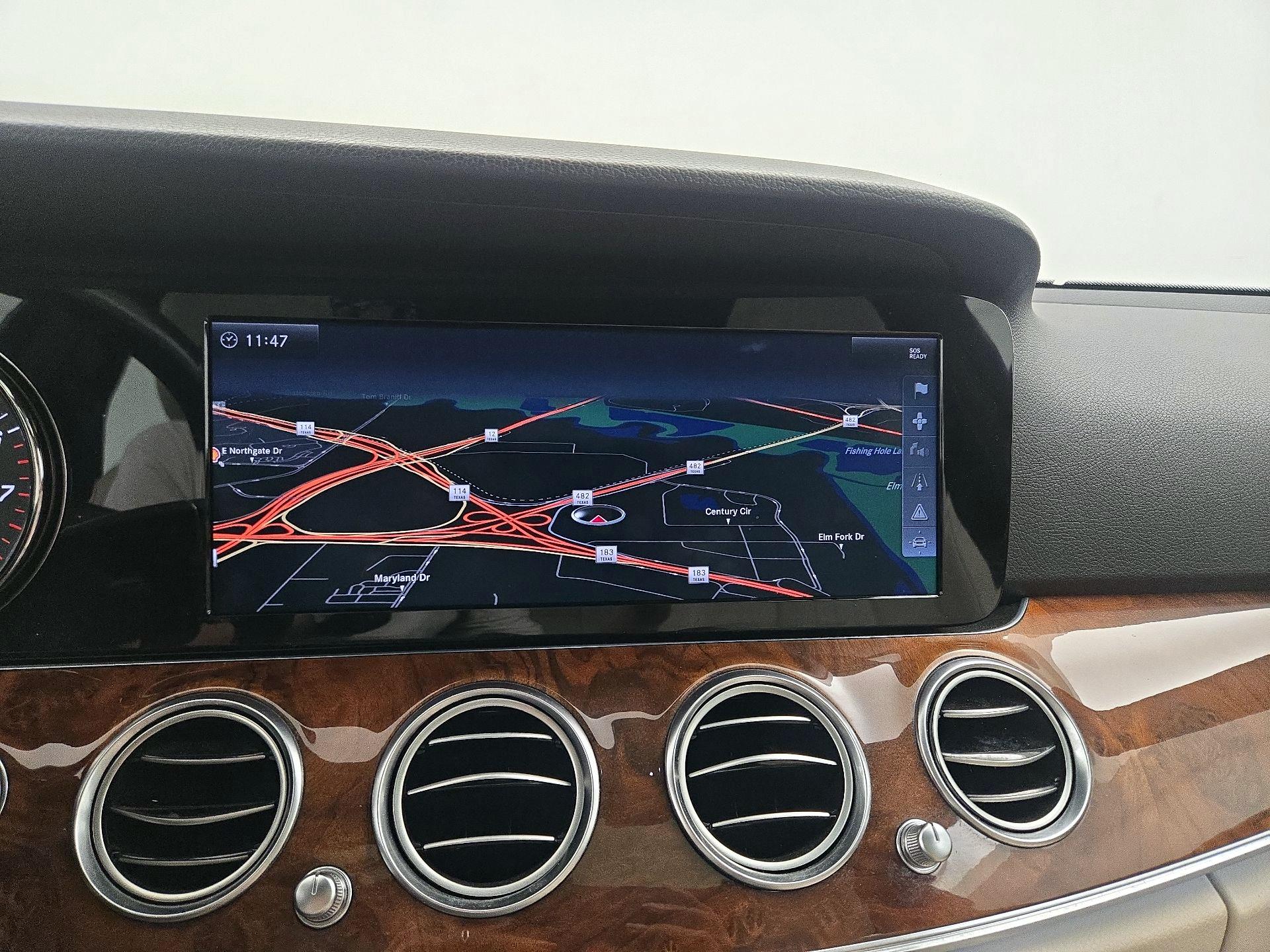 Thumbnail: 2017 Mercedes-Benz E-Class - 14